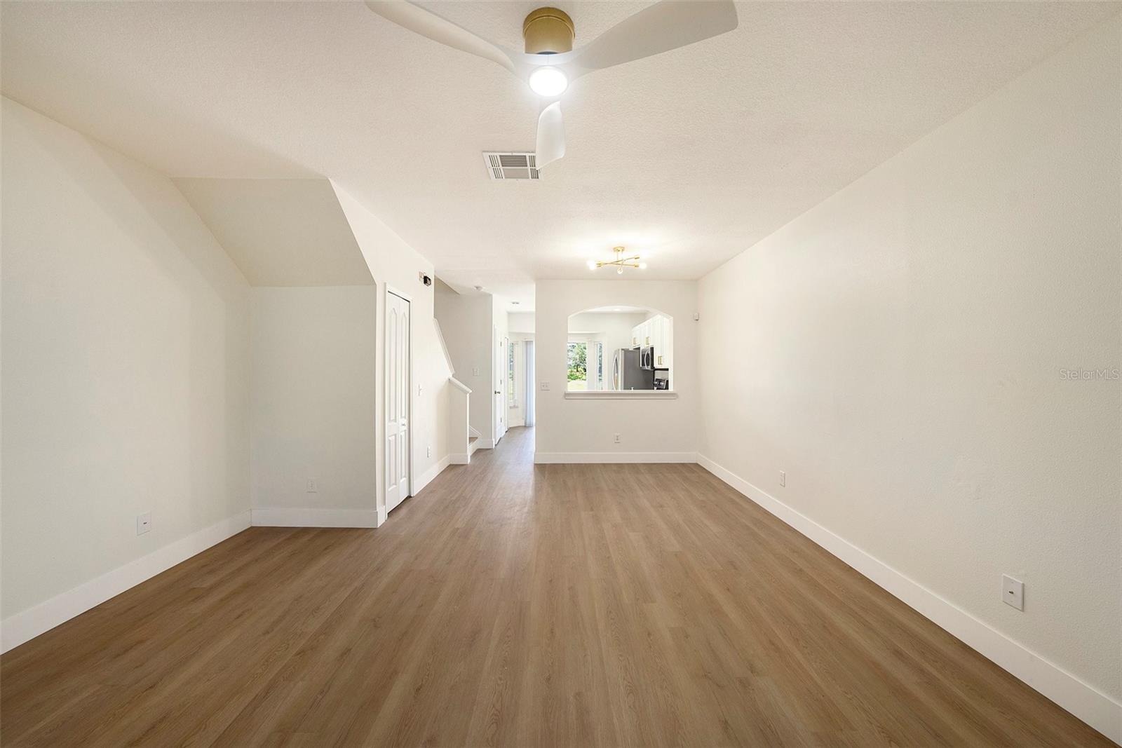 Image 4 of 19 For 12437 Foxmoor Peak Drive