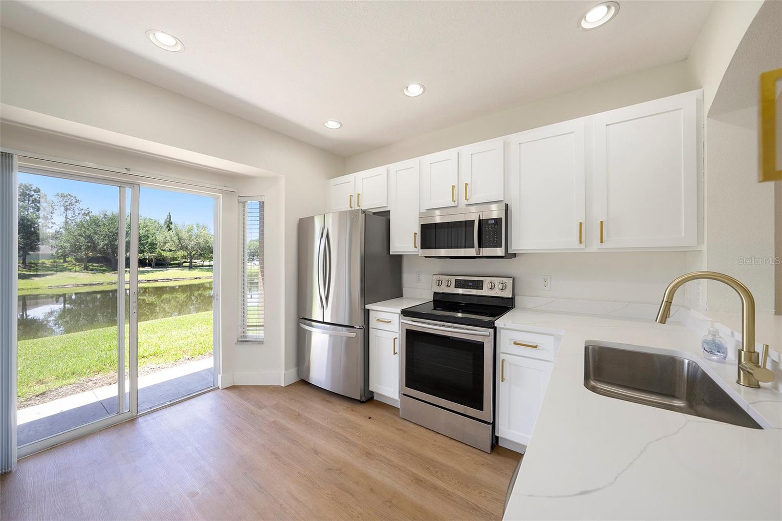 Image 5 of 19 For 12437 Foxmoor Peak Drive