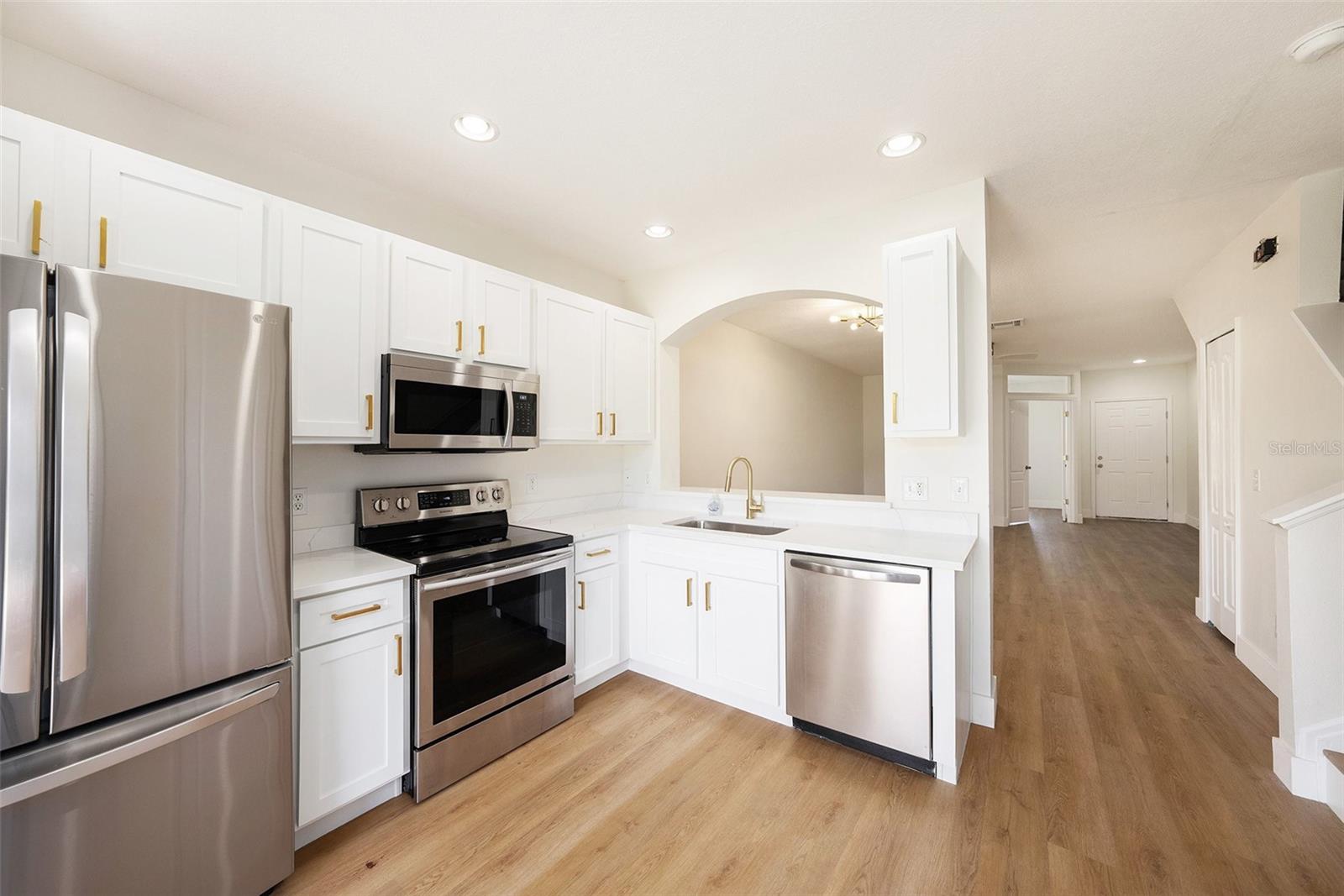 Image 6 of 19 For 12437 Foxmoor Peak Drive