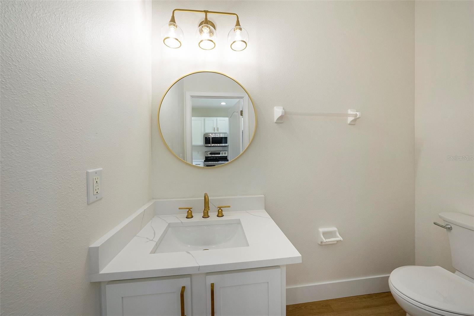 Image 7 of 19 For 12437 Foxmoor Peak Drive