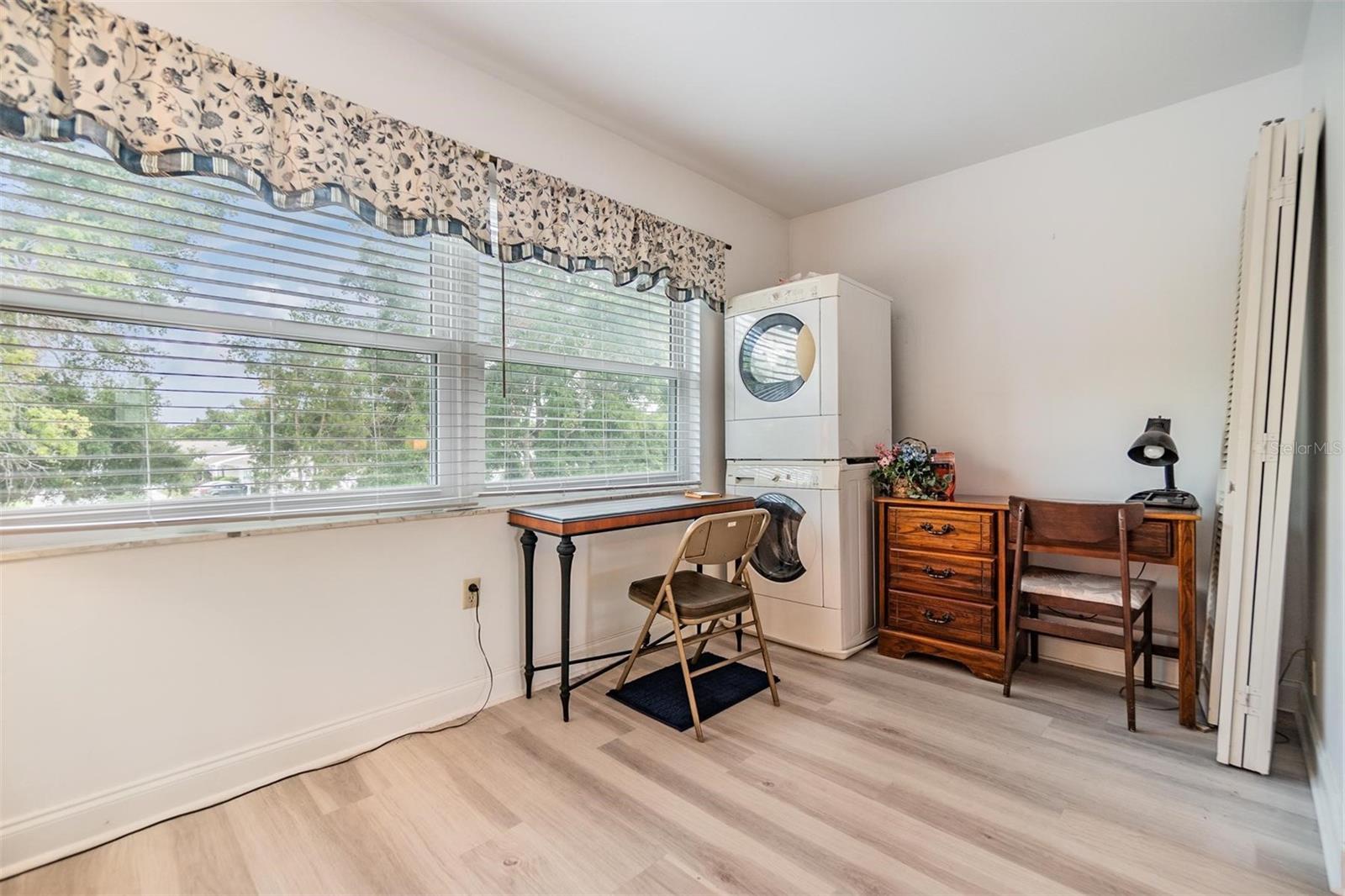 Image 7 of 39 For 4748 Azalea Drive 204