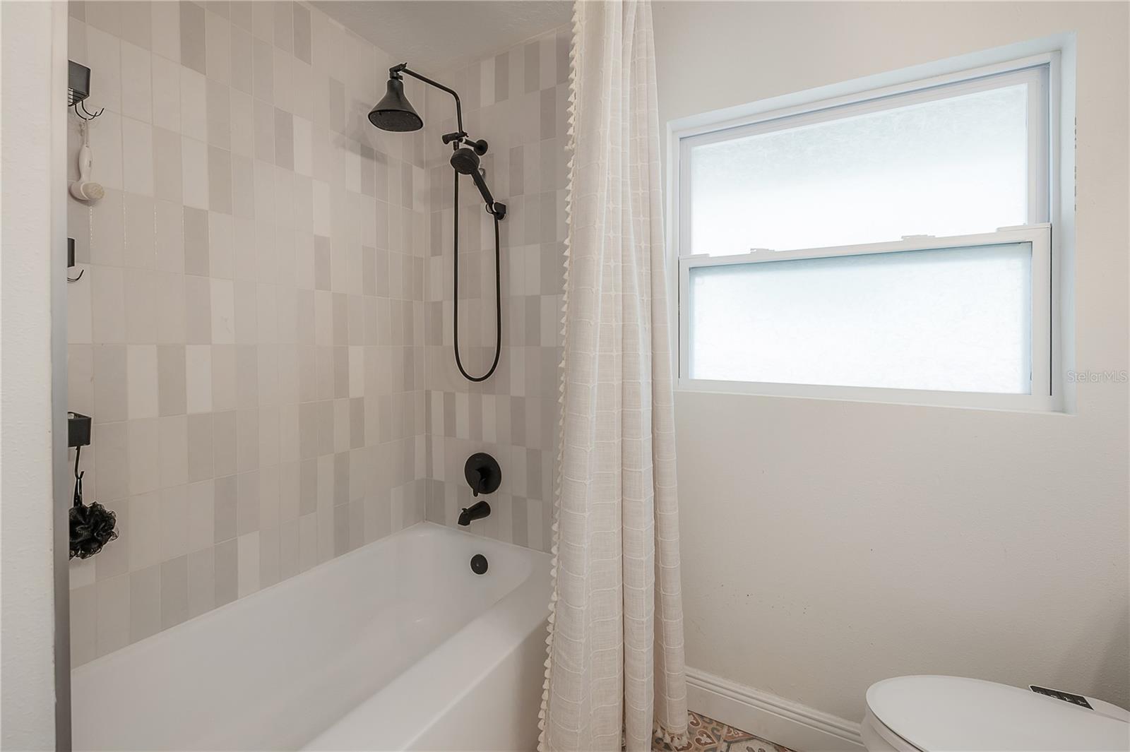 Image 18 of 28 For 7314 Dartmouth Avenue
