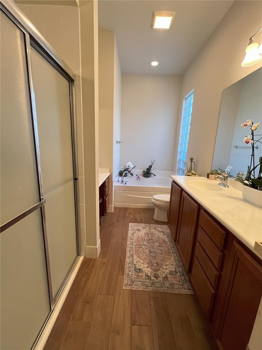 Image 10 of 12 For 12064 Navale Lane