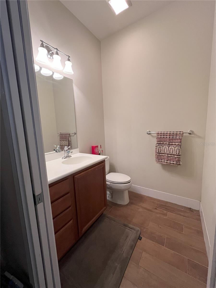 Image 11 of 12 For 12064 Navale Lane