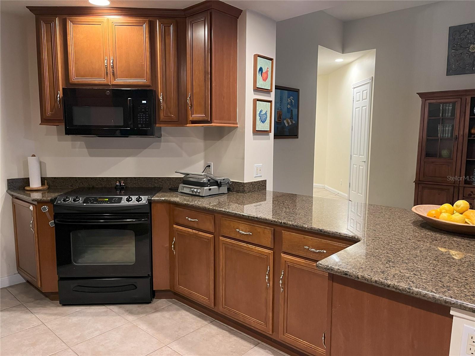 Image 5 of 12 For 12064 Navale Lane