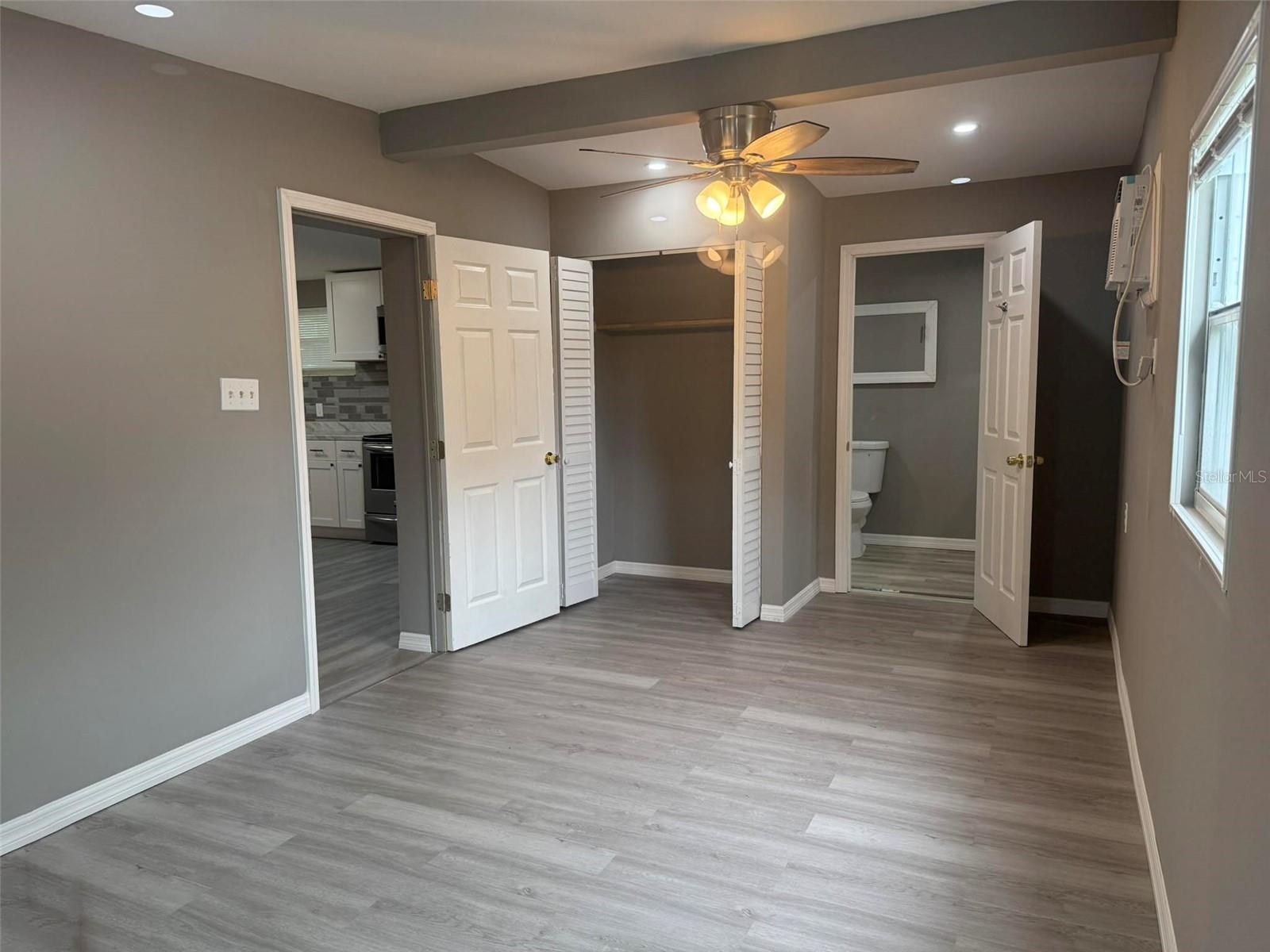 Image 11 of 20 For 8096 Rose Terrace