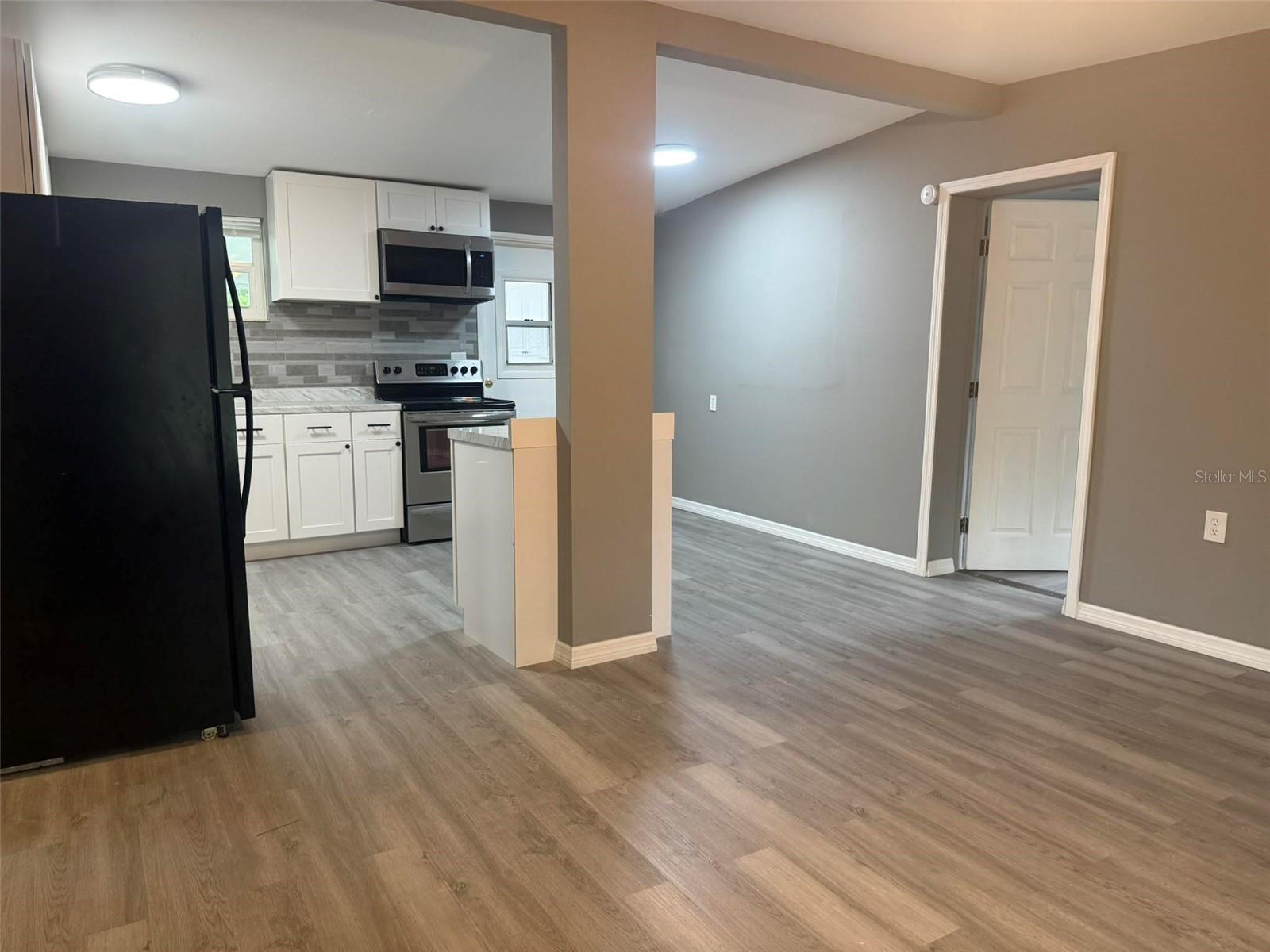 Image 7 of 20 For 8096 Rose Terrace