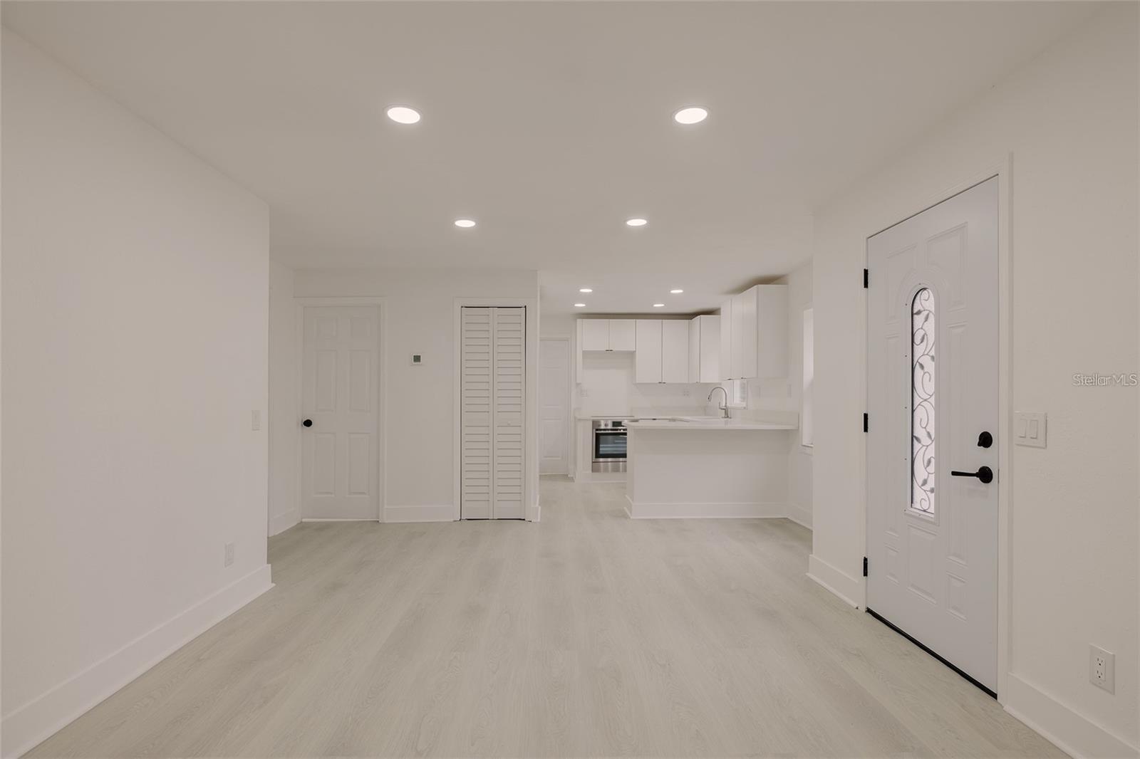 Image 15 of 34 For 5801 17th Street