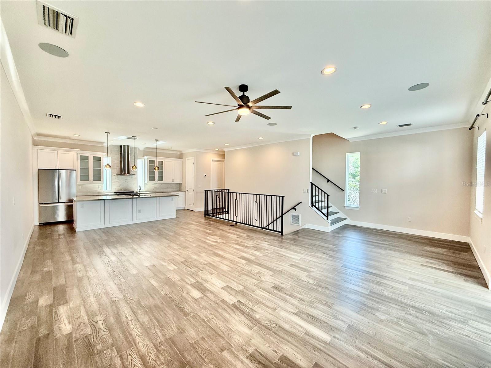 Image 11 of 39 For 4910 Mcelroy Avenue 3
