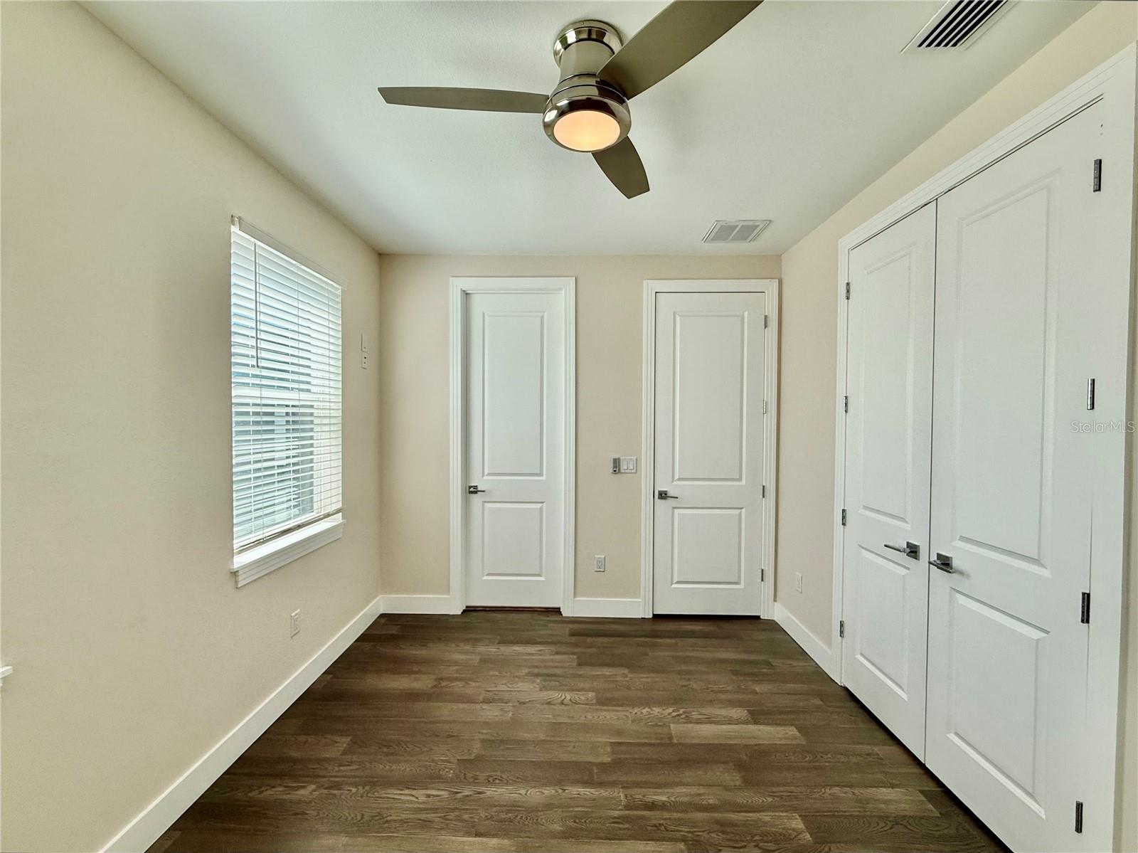 Image 31 of 39 For 4910 Mcelroy Avenue 3