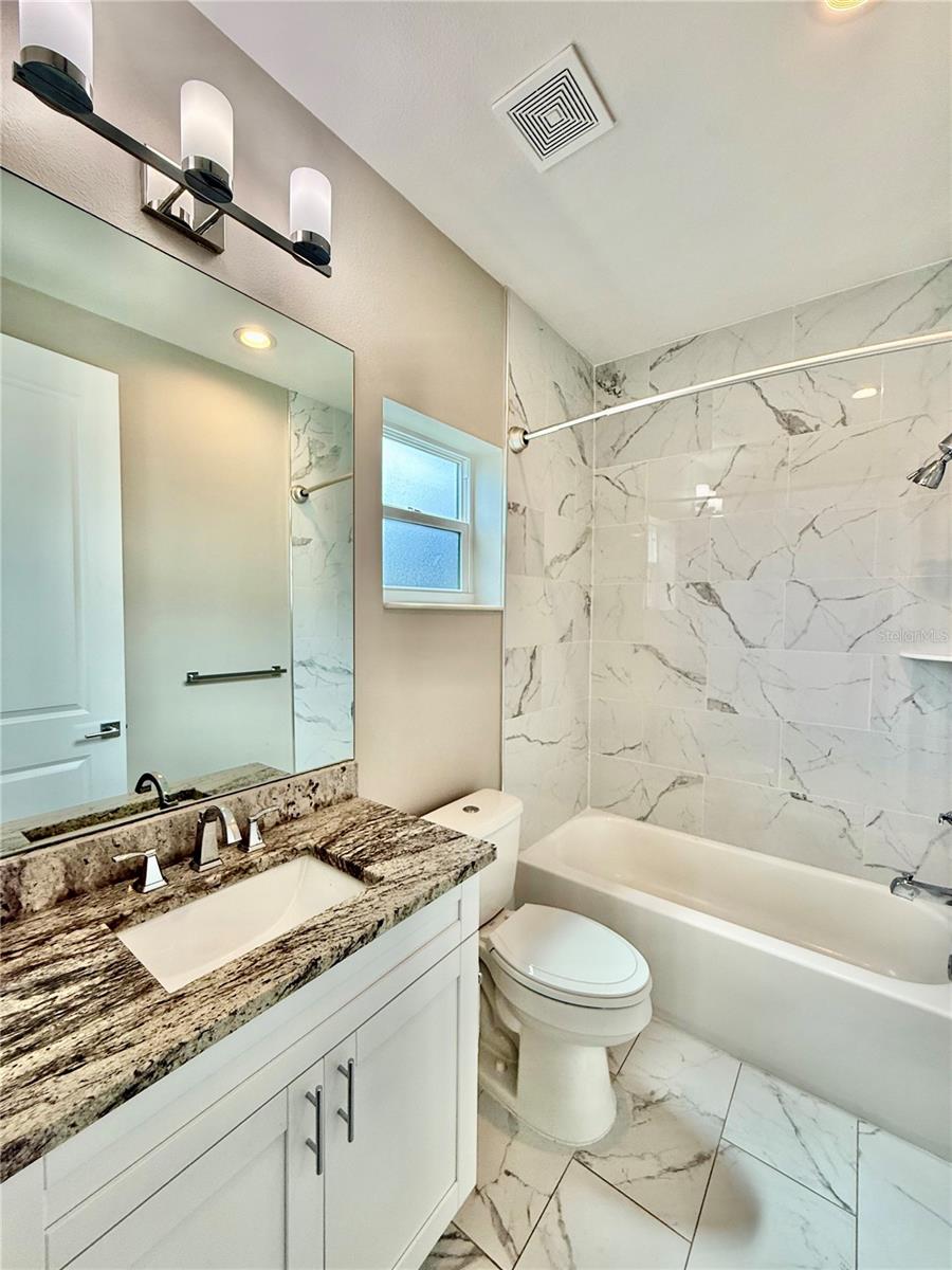 Image 33 of 39 For 4910 Mcelroy Avenue 3