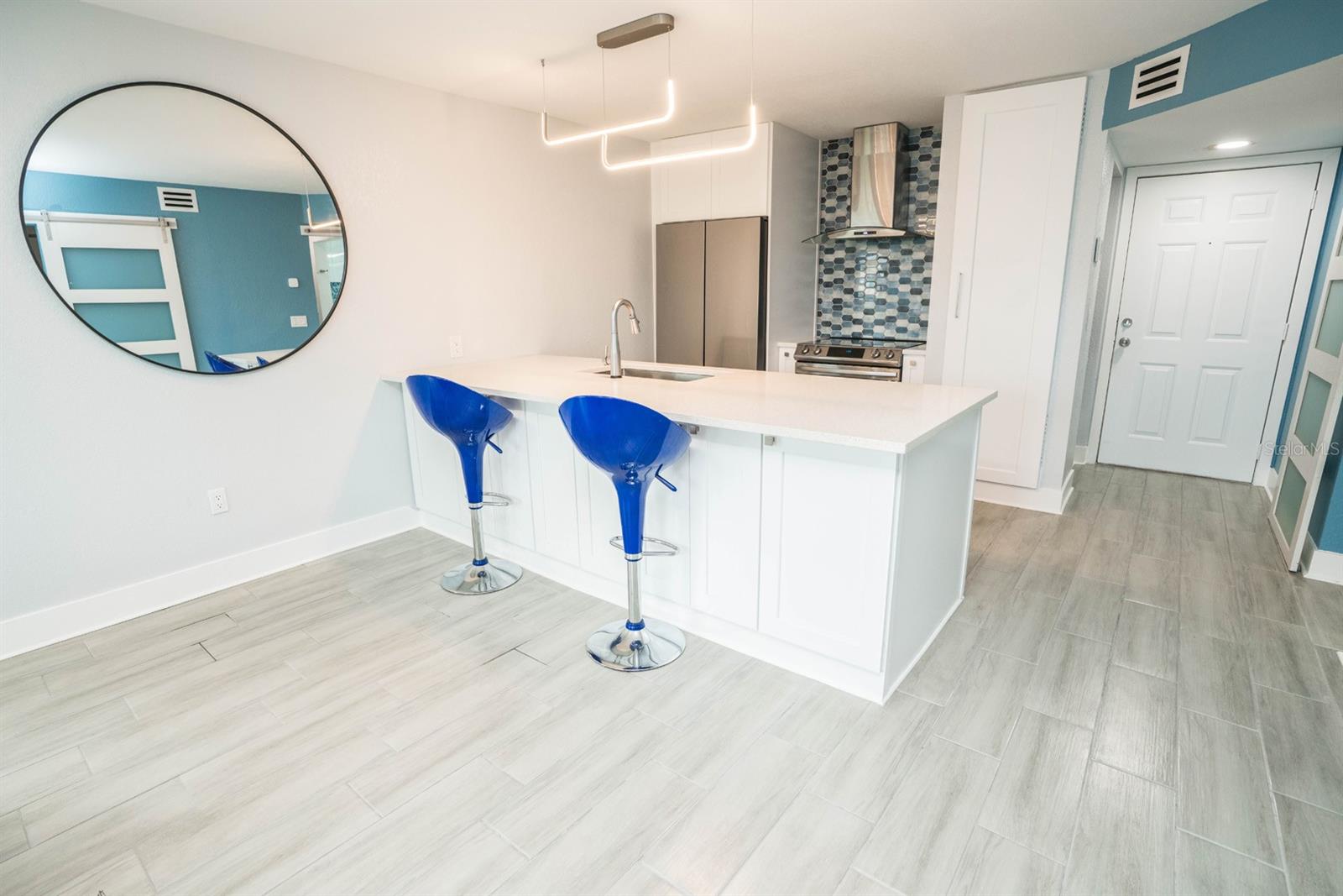 Image 16 of 30 For 5712 Biscayne Court 201