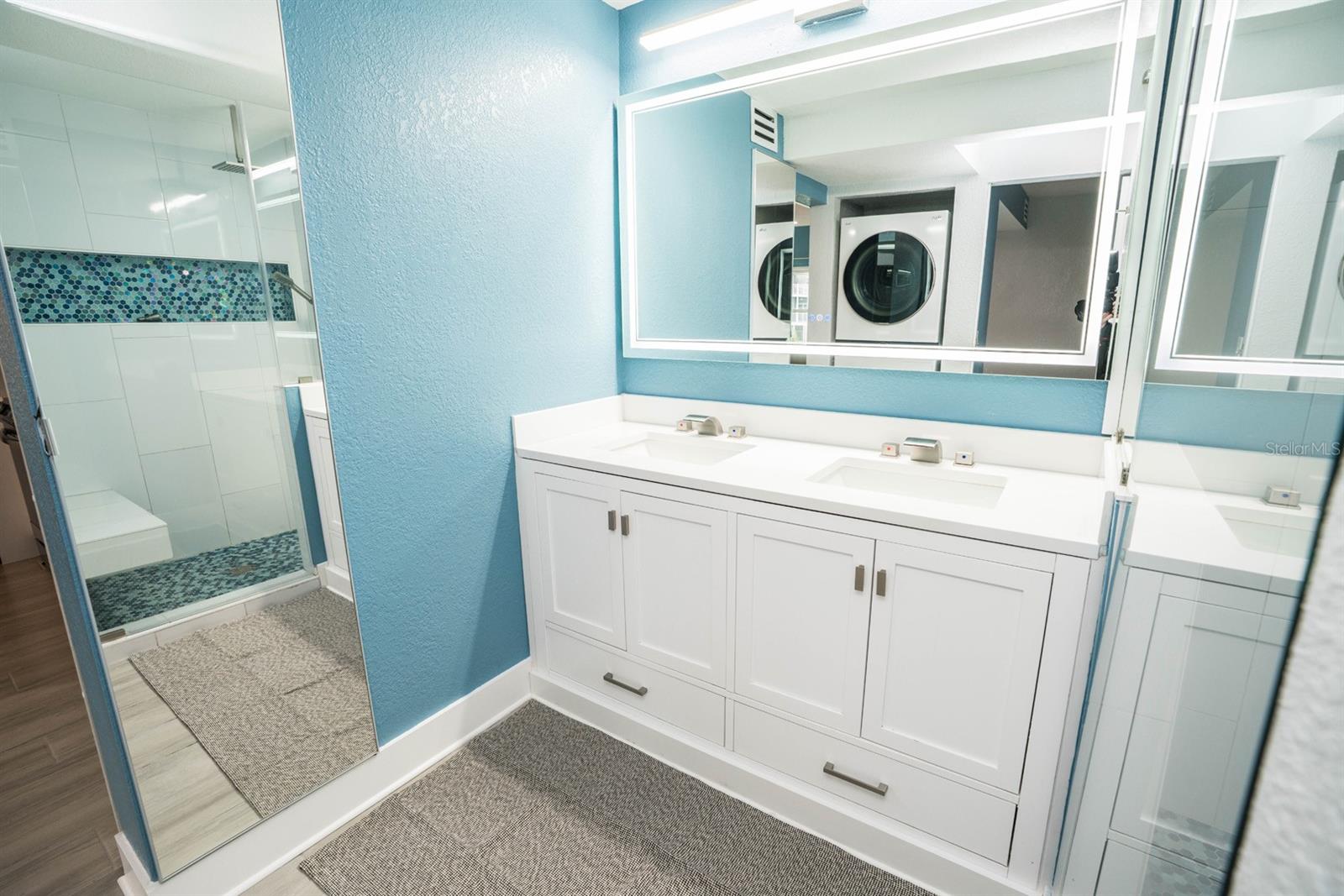 Image 24 of 30 For 5712 Biscayne Court 201