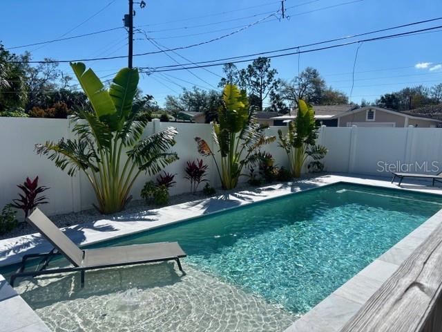 Image 2 of 24 For 3926 10th Avenue N