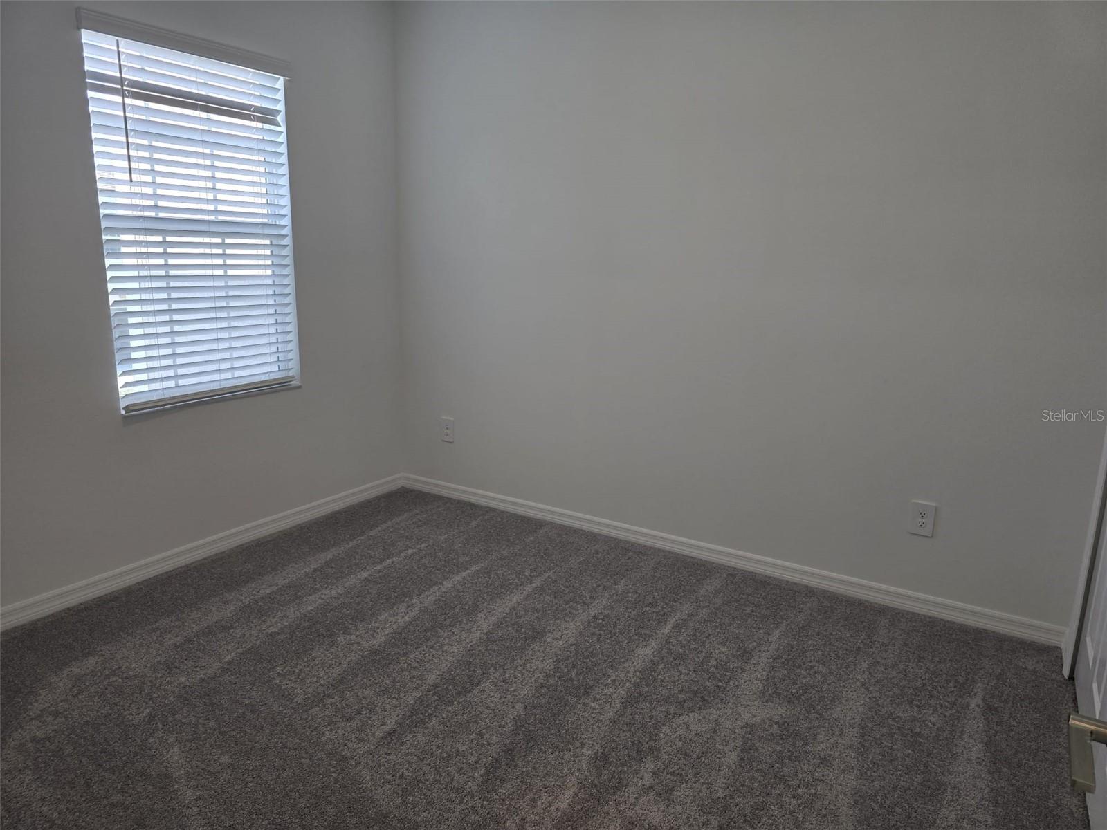 Image 23 of 38 For 10810 Fort White Court
