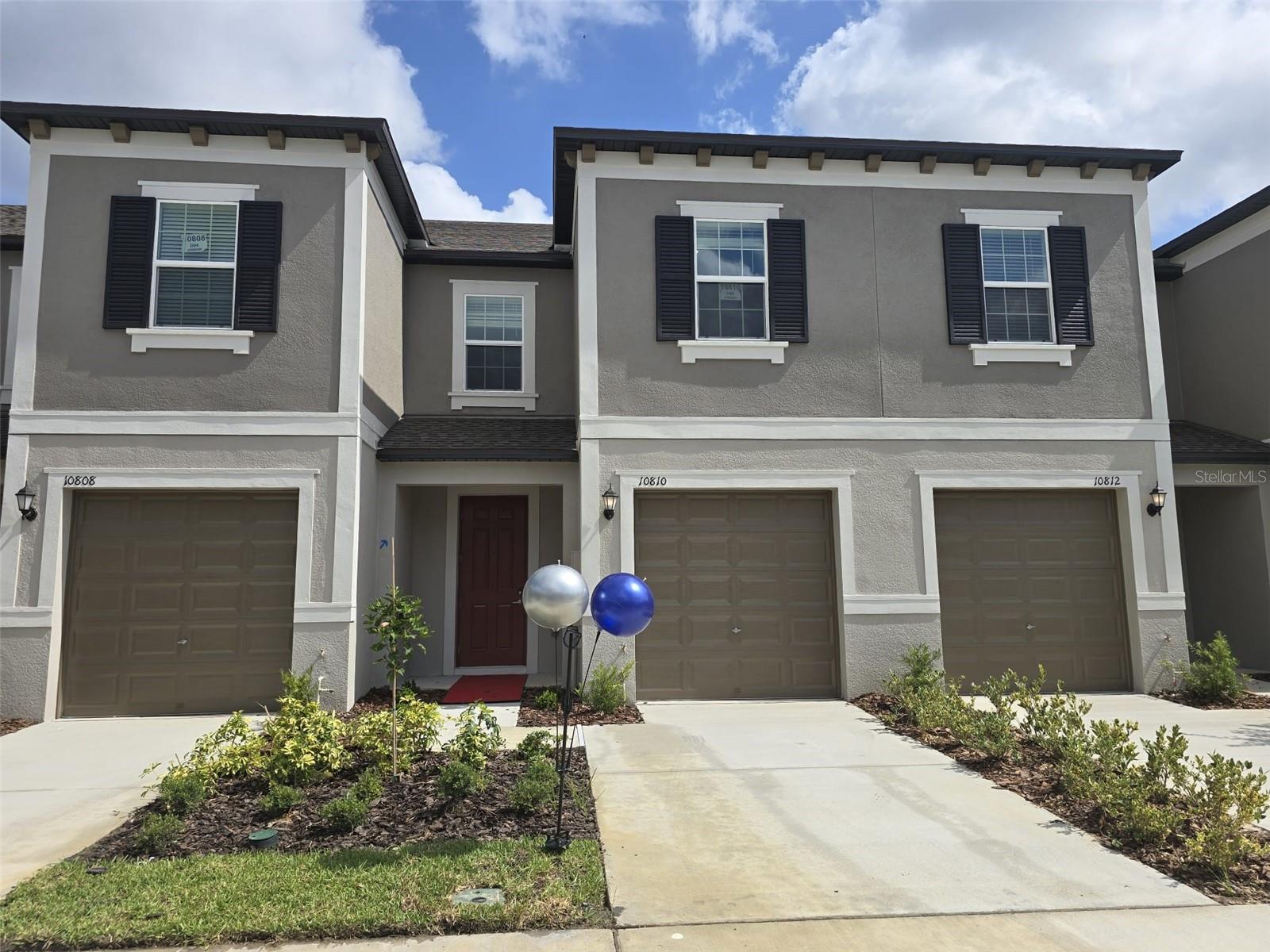Image 3 of 38 For 10810 Fort White Court