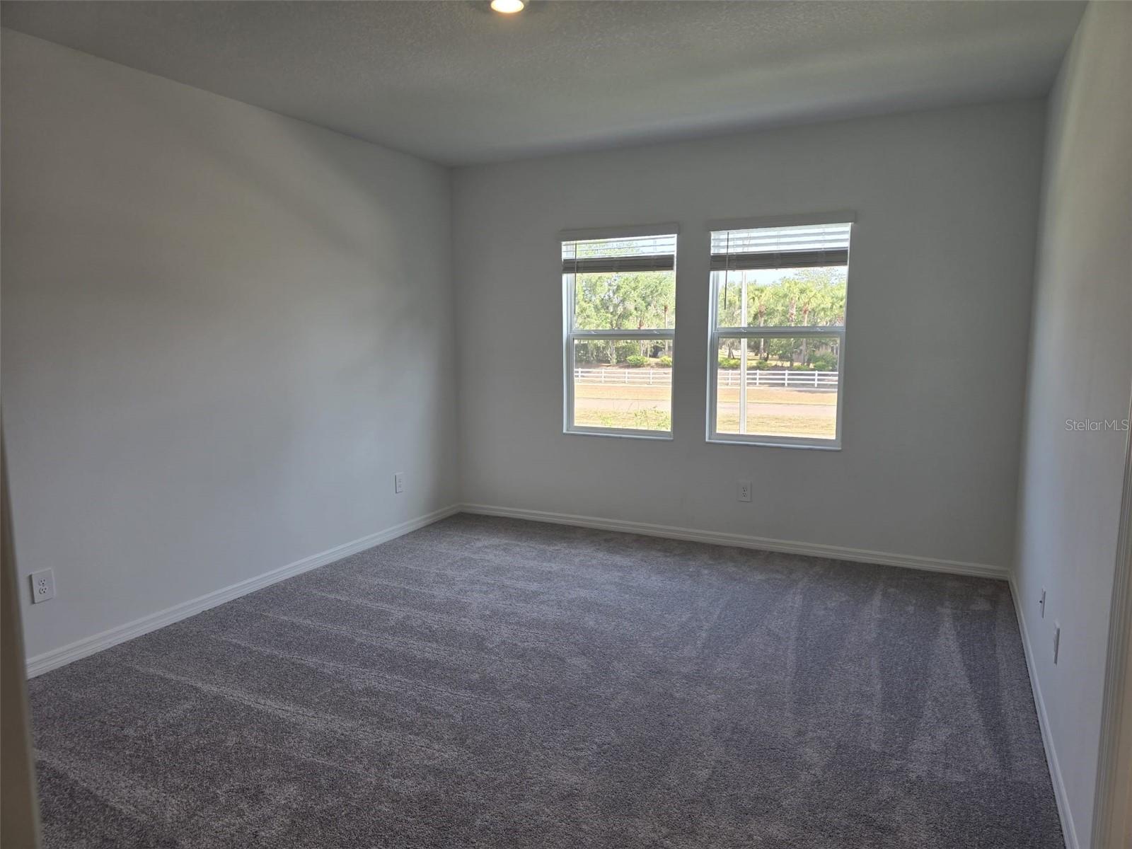 Image 35 of 38 For 10810 Fort White Court