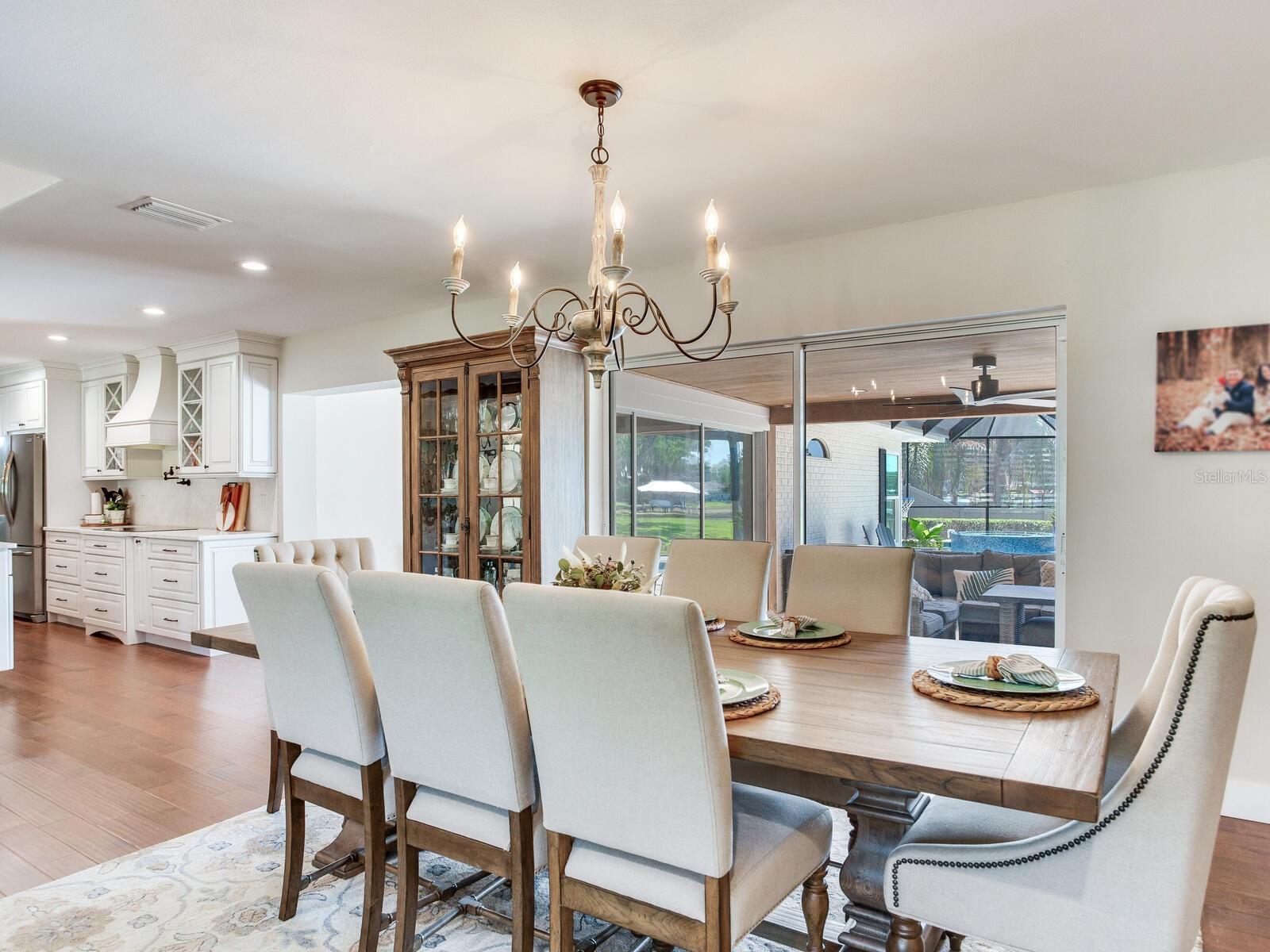 Listing photo id 30 for 3724 Fawn Grove Court