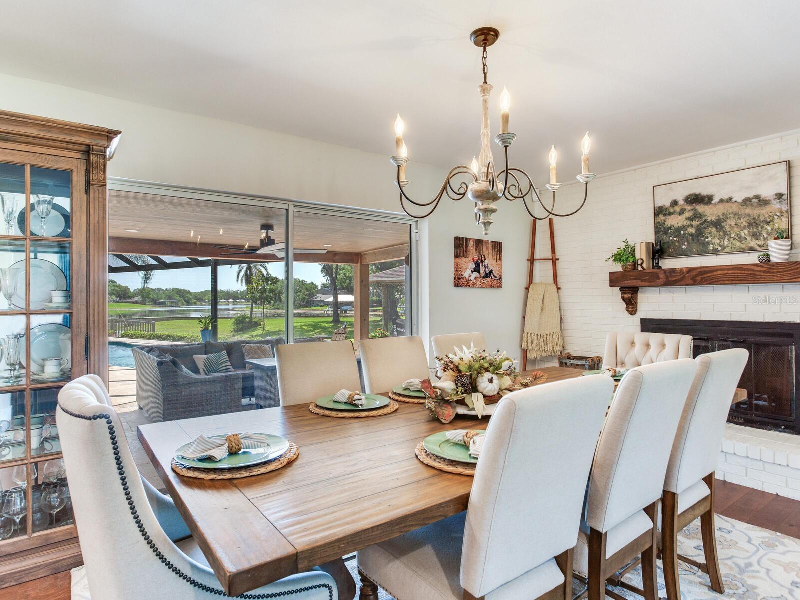 Listing photo id 32 for 3724 Fawn Grove Court