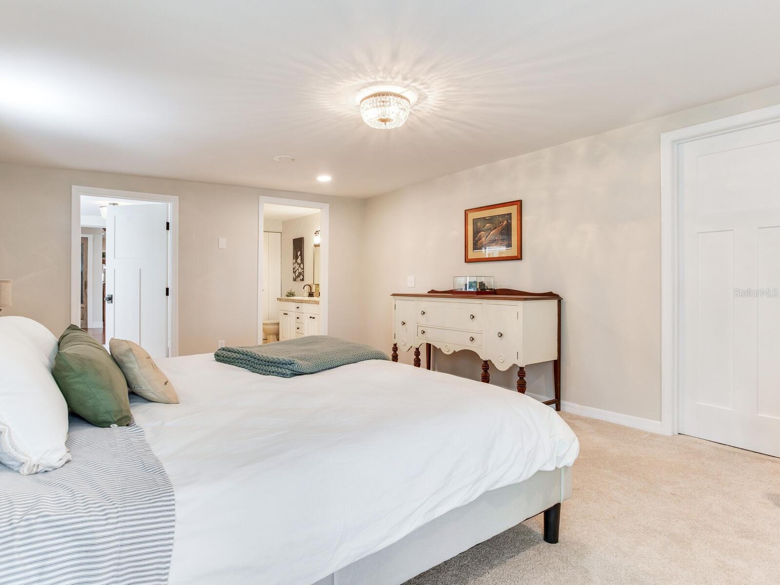 Listing photo id 40 for 3724 Fawn Grove Court