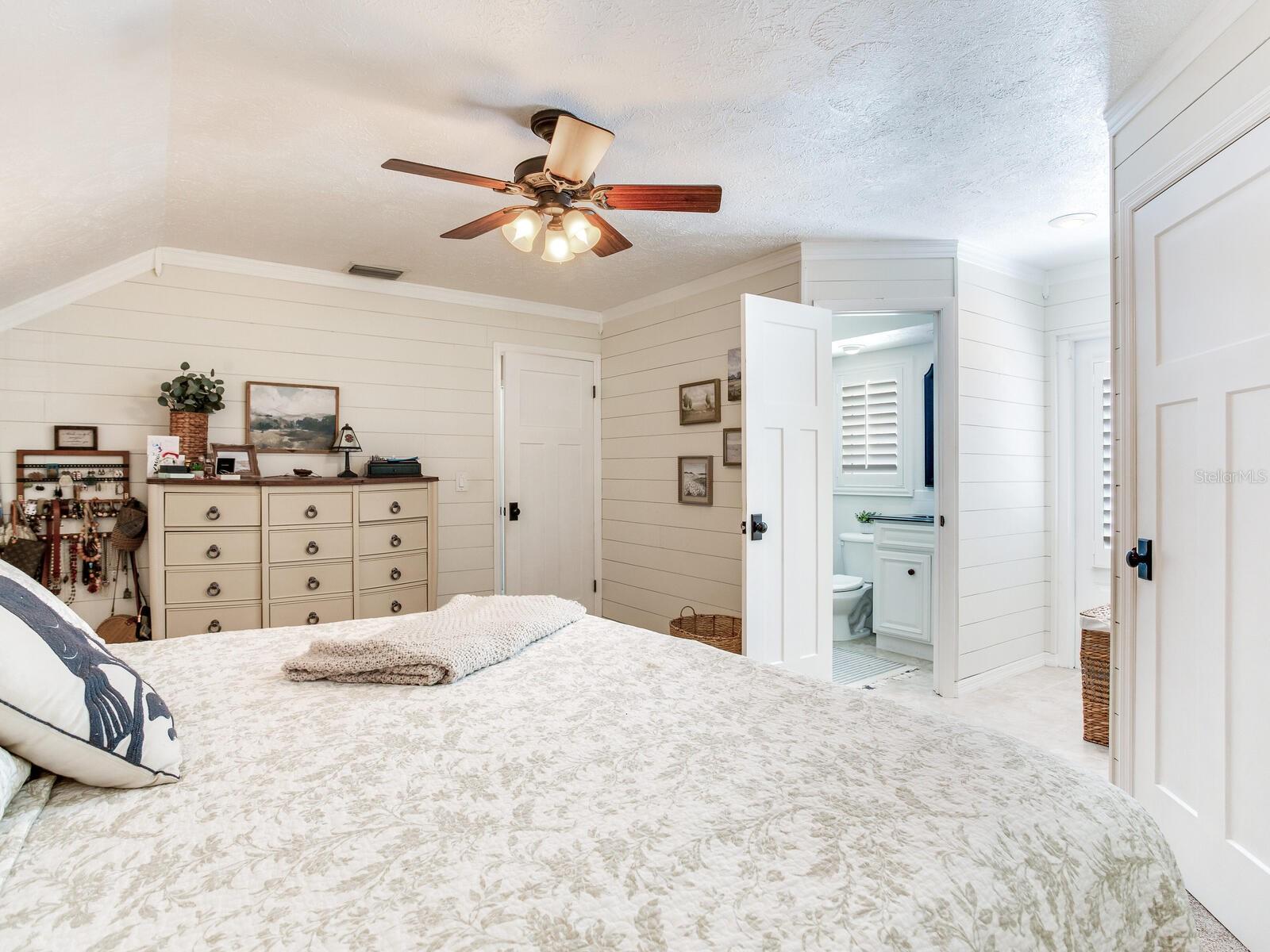 Listing photo id 57 for 3724 Fawn Grove Court