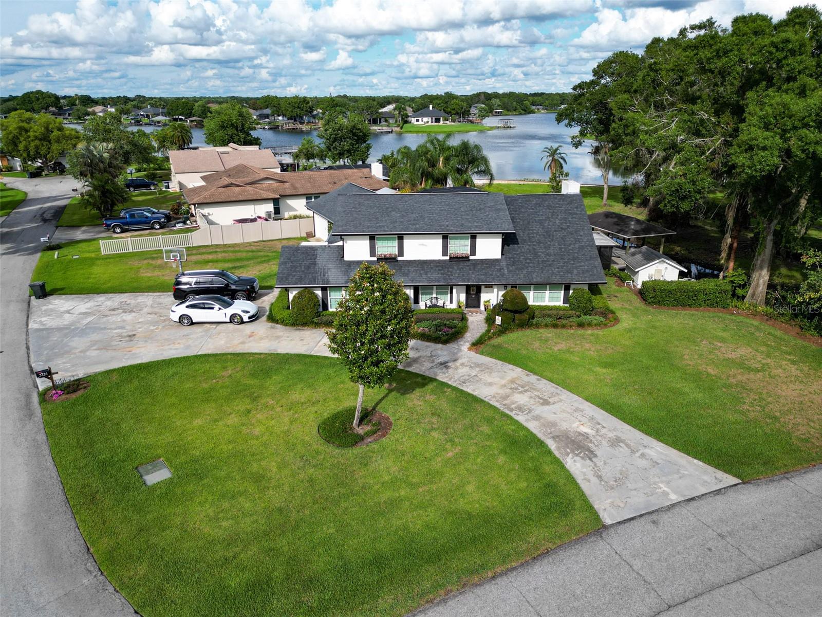 Listing photo id 81 for 3724 Fawn Grove Court