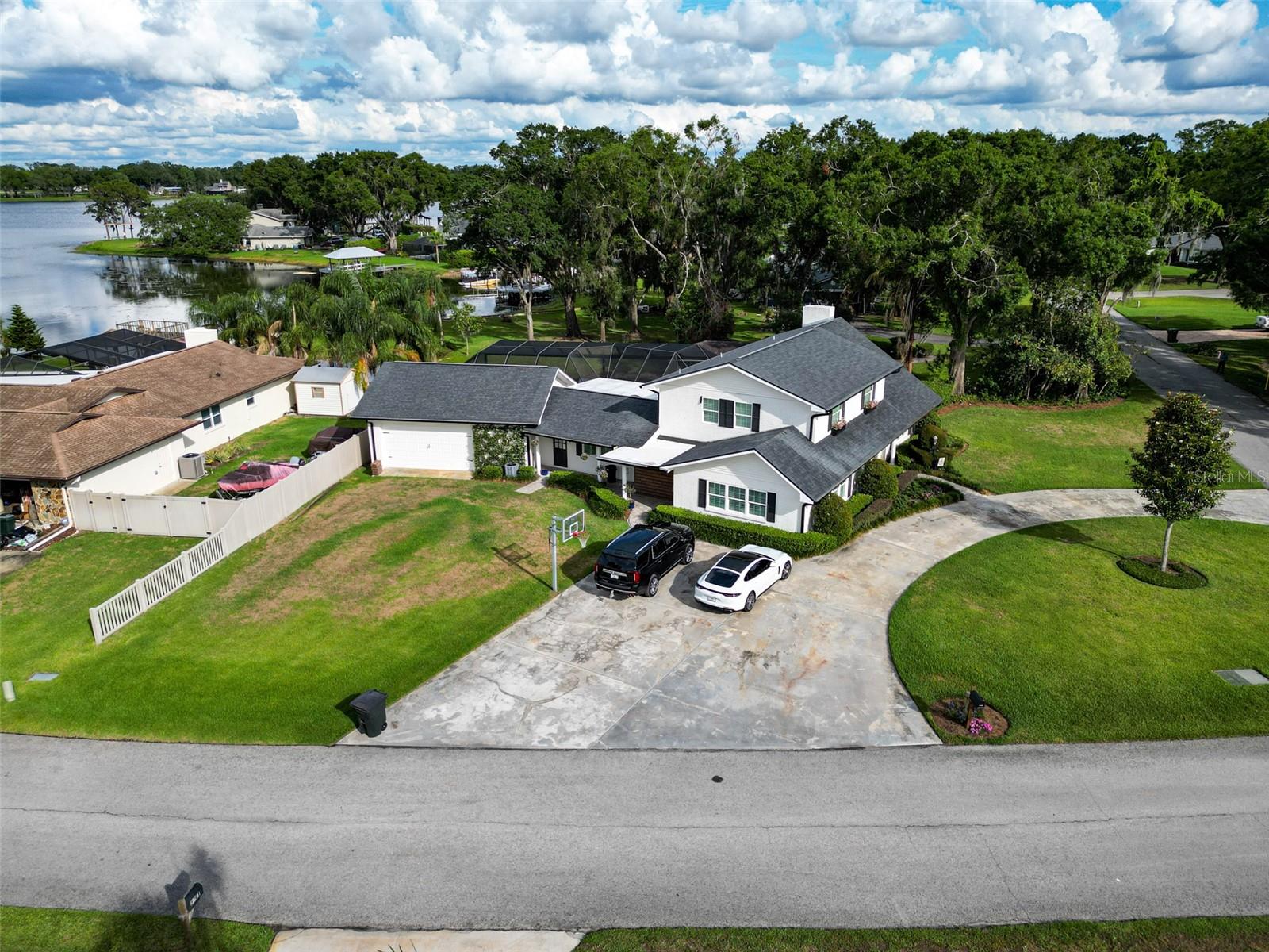 Listing photo id 83 for 3724 Fawn Grove Court