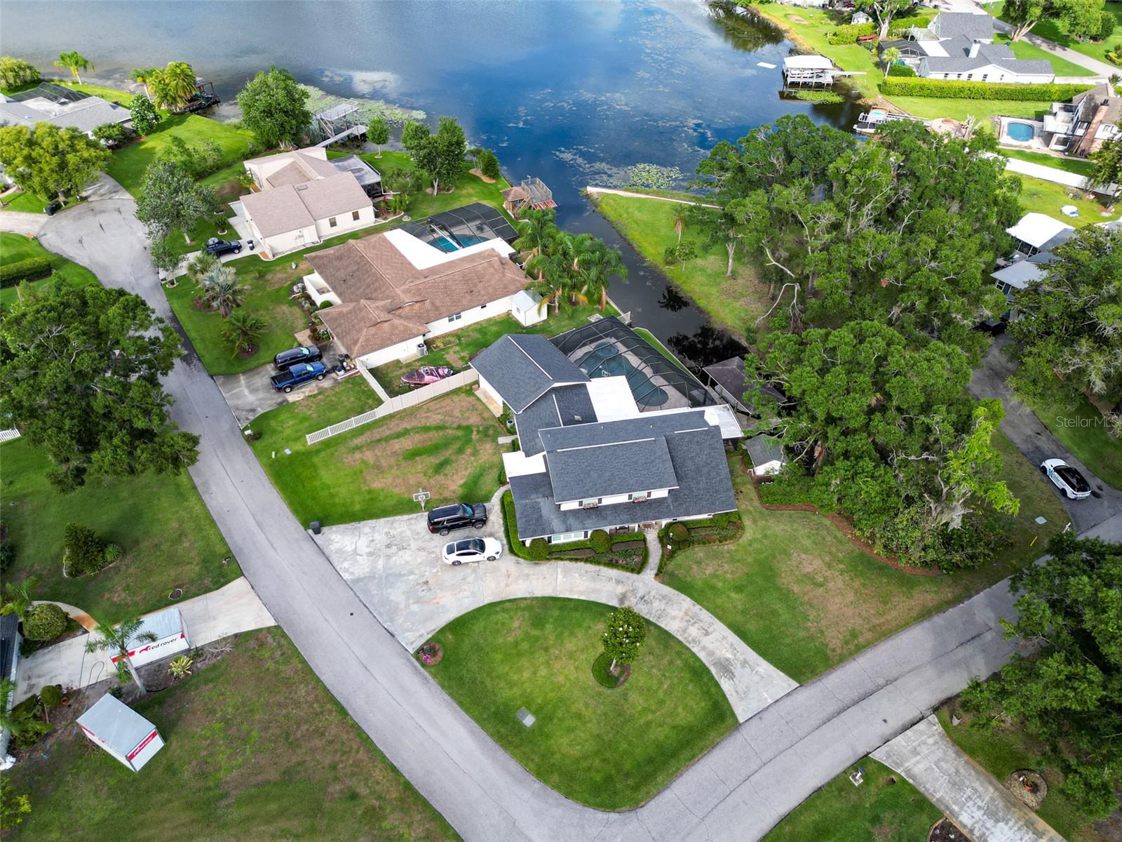 Listing photo id 88 for 3724 Fawn Grove Court