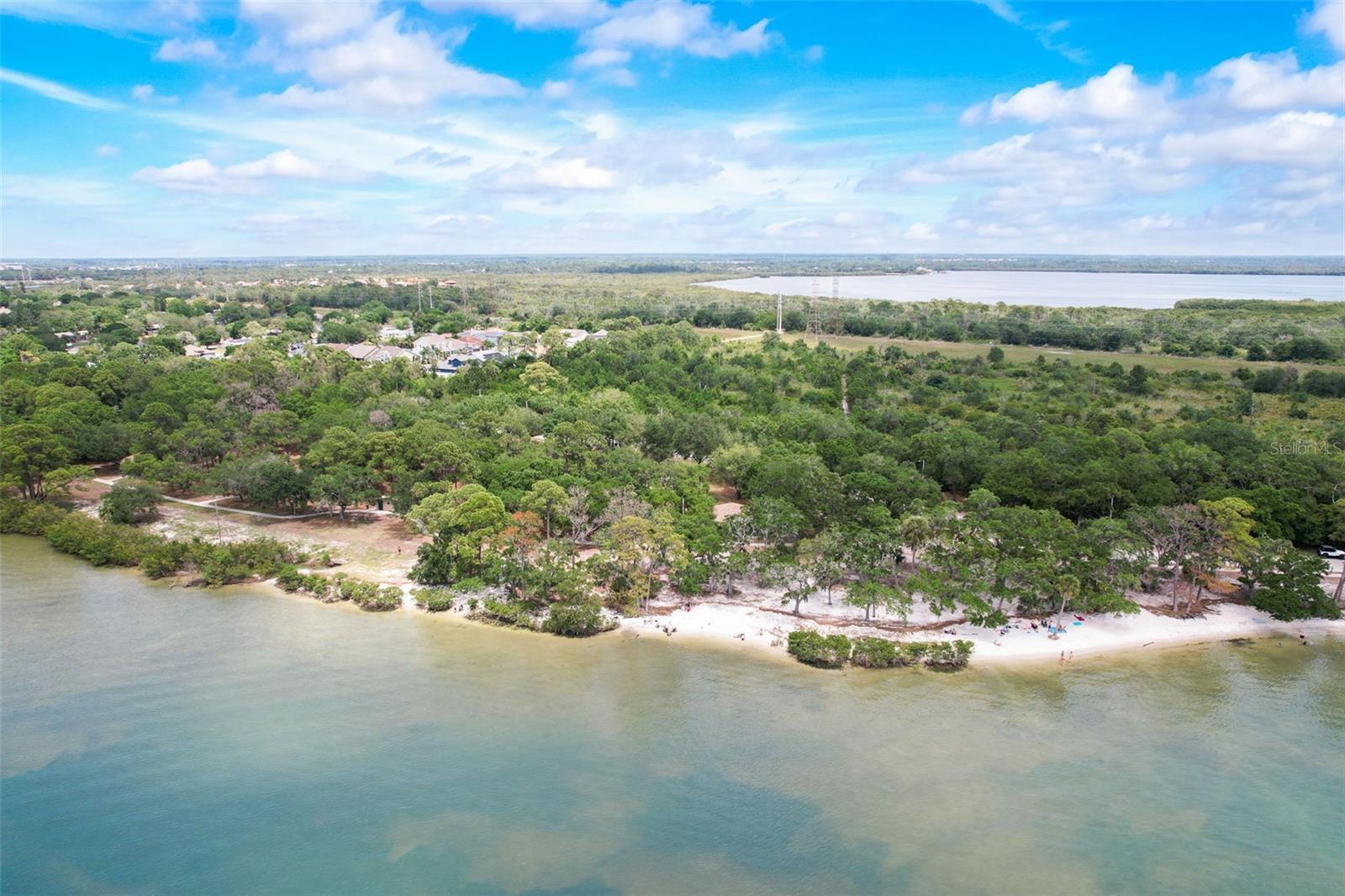 Image 37 of 42 For 611 Shore Drive E