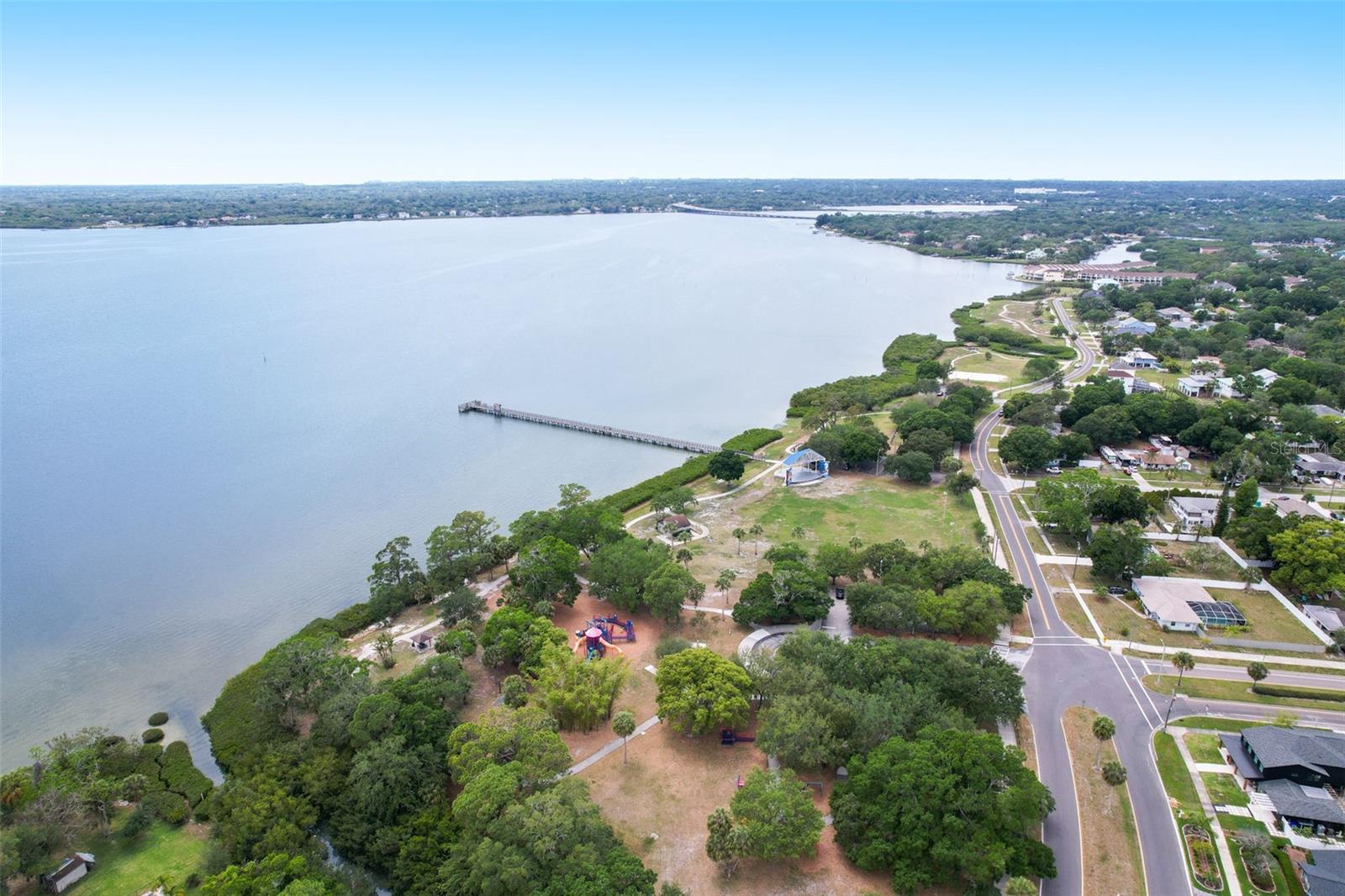 Image 41 of 42 For 611 Shore Drive E