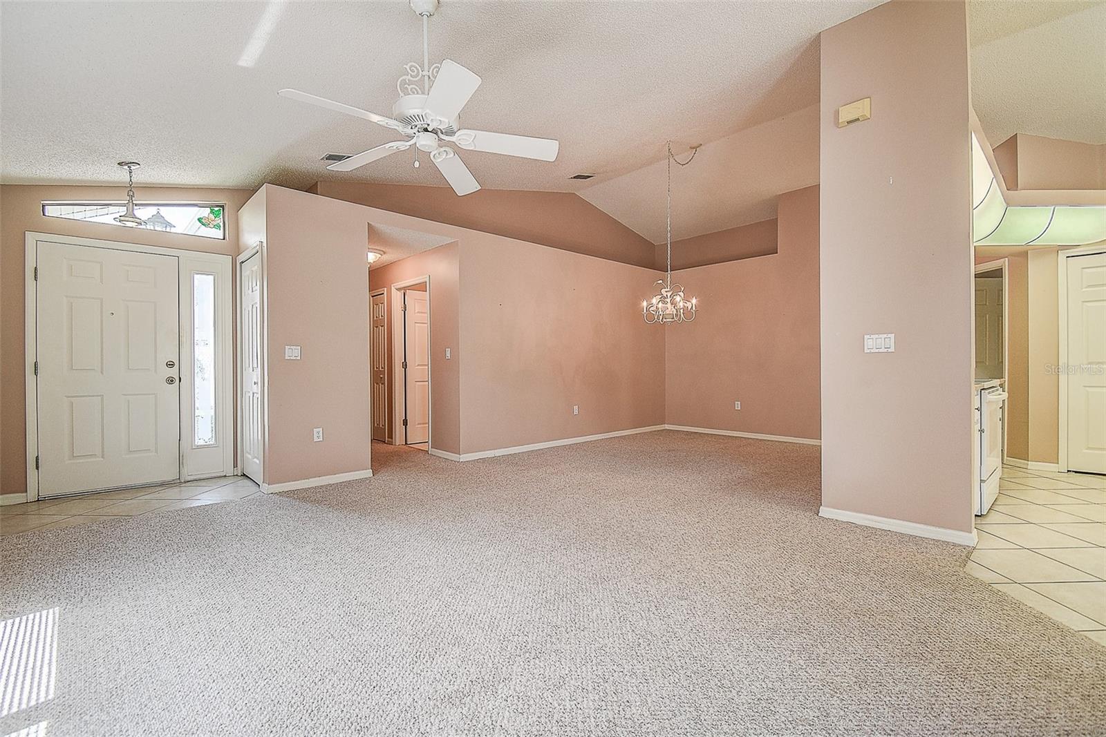 Image 4 of 31 For 11121 Cherrywood Court