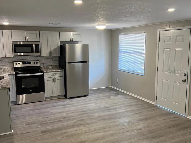 Image 2 of 15 For 614 Dogwood Court 614