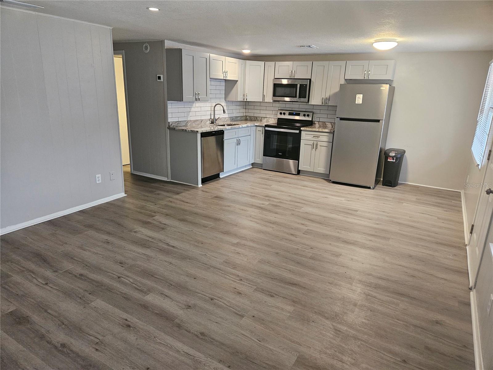 Image 3 of 15 For 614 Dogwood Court 614