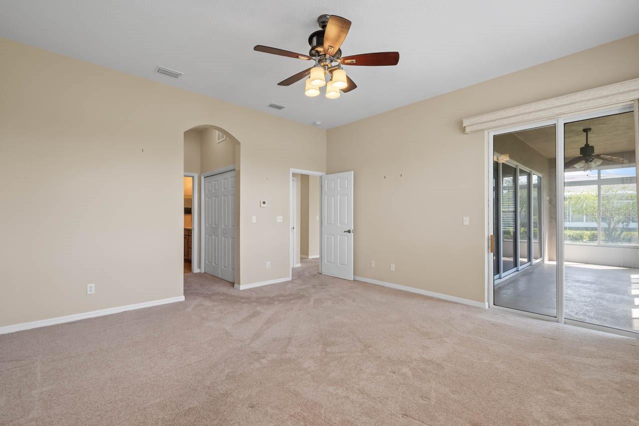 Image 18 of 76 For 2490 Kensington Greens Drive 0