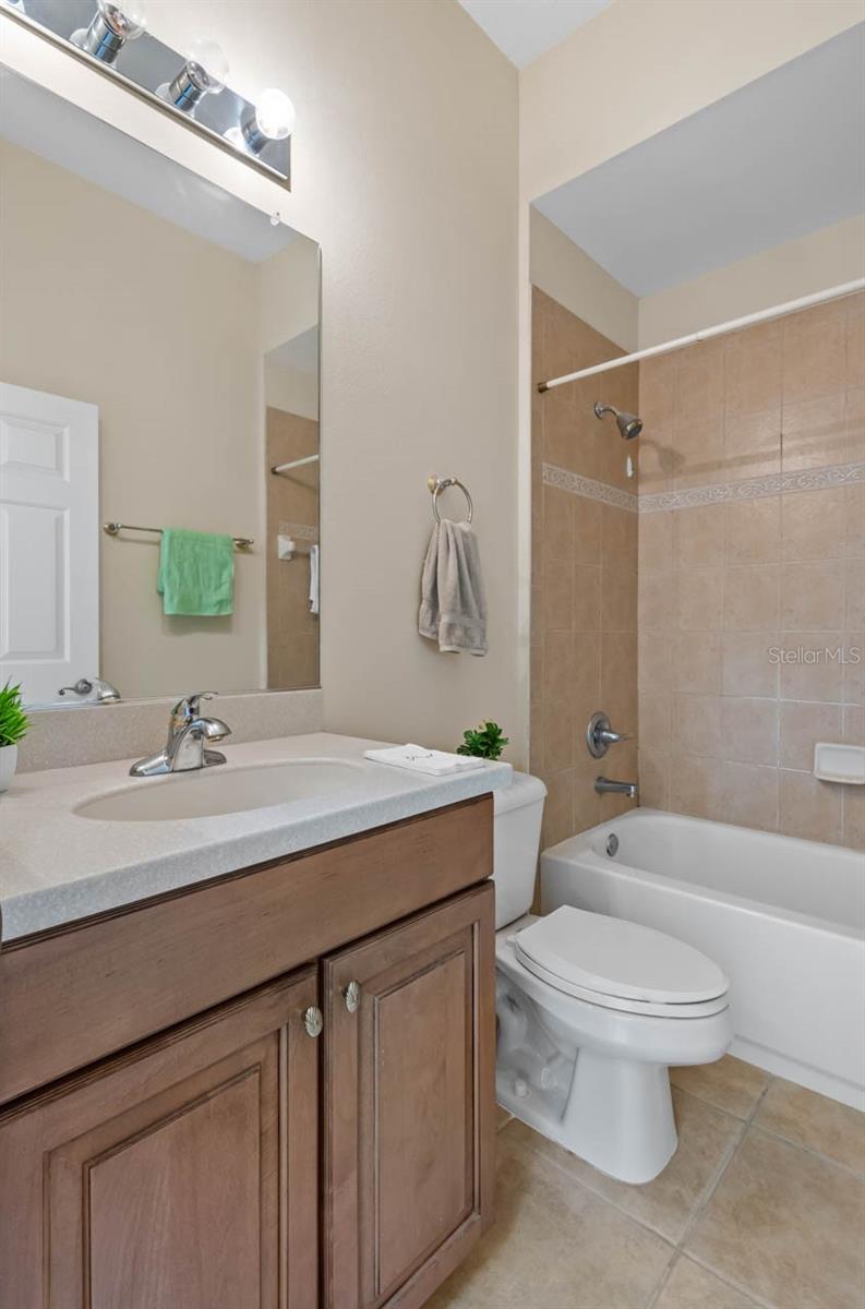 Image 26 of 76 For 2490 Kensington Greens Drive 0