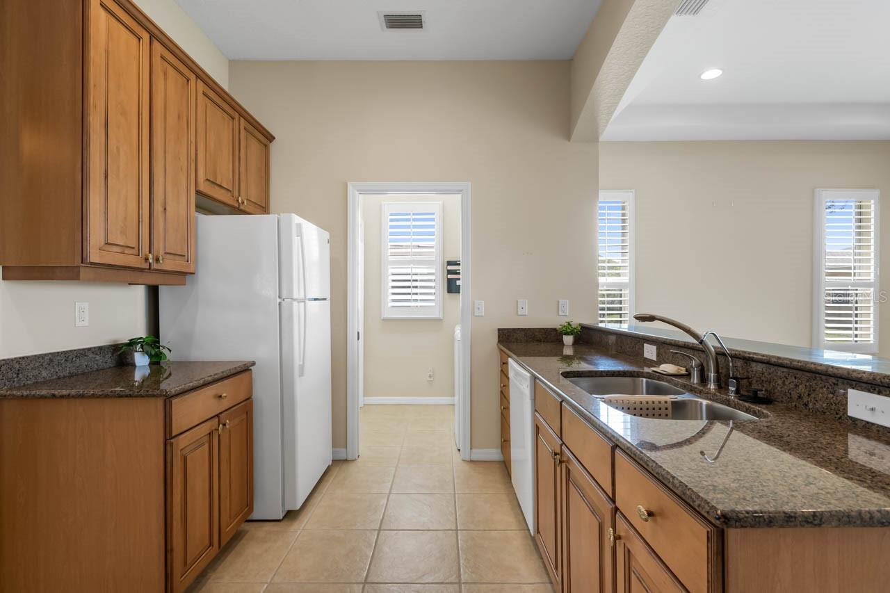 Image 6 of 76 For 2490 Kensington Greens Drive 0