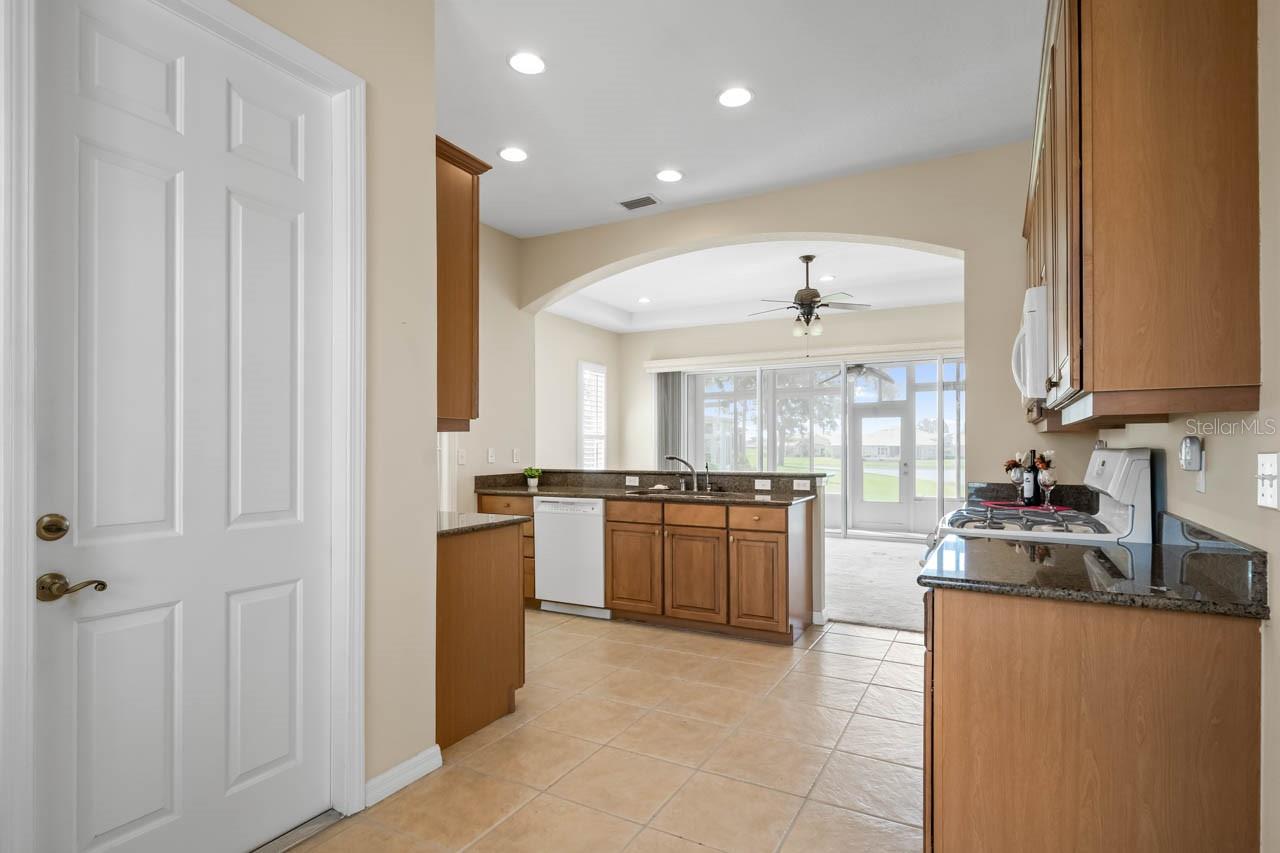 Image 9 of 76 For 2490 Kensington Greens Drive 0