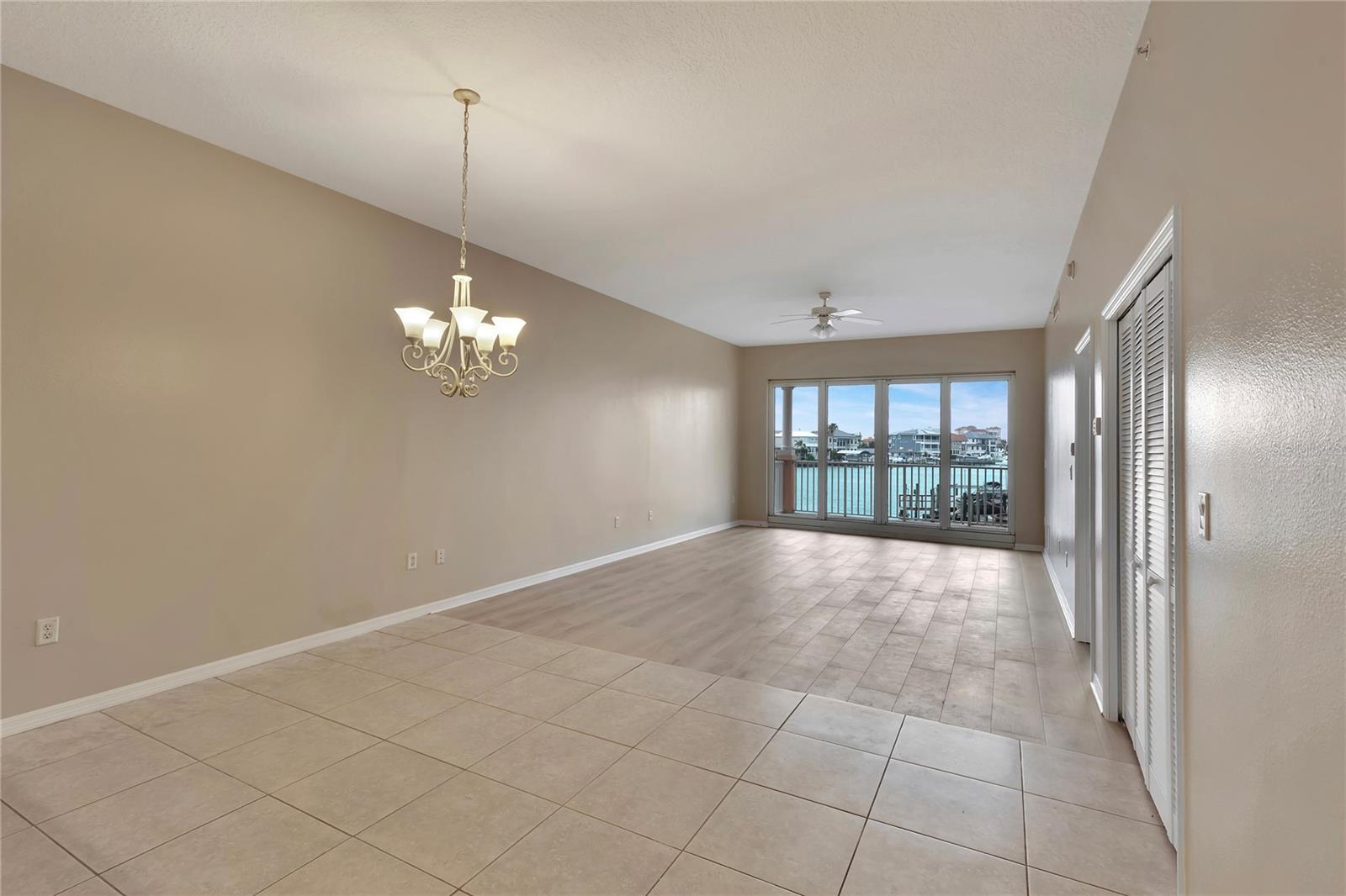 Listing photo id 0 for 530 Gulfview Boulevard 203
