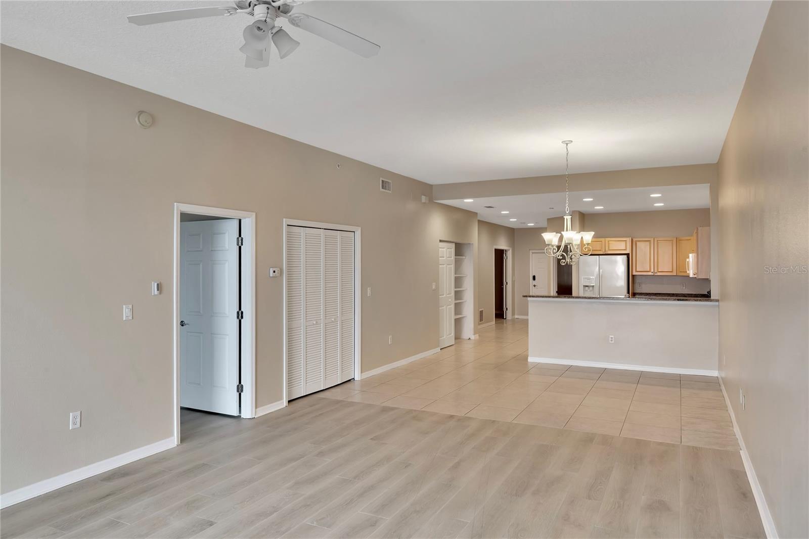 Listing photo id 20 for 530 Gulfview Boulevard 203