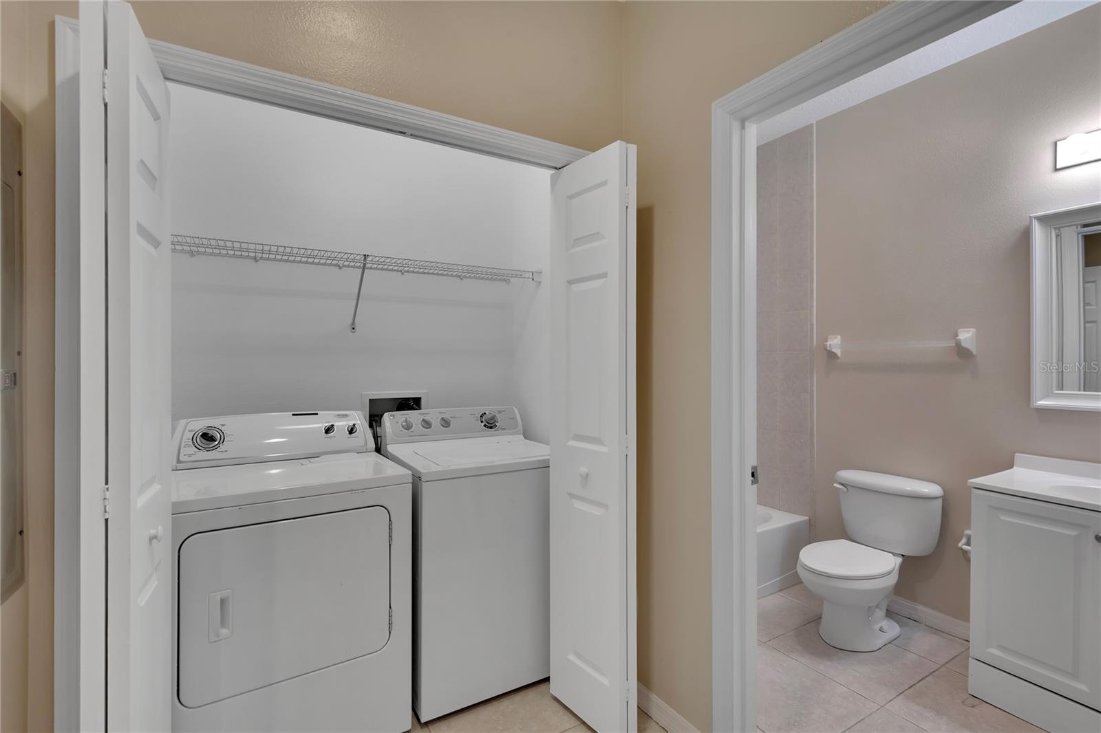 Listing photo id 28 for 530 Gulfview Boulevard 203