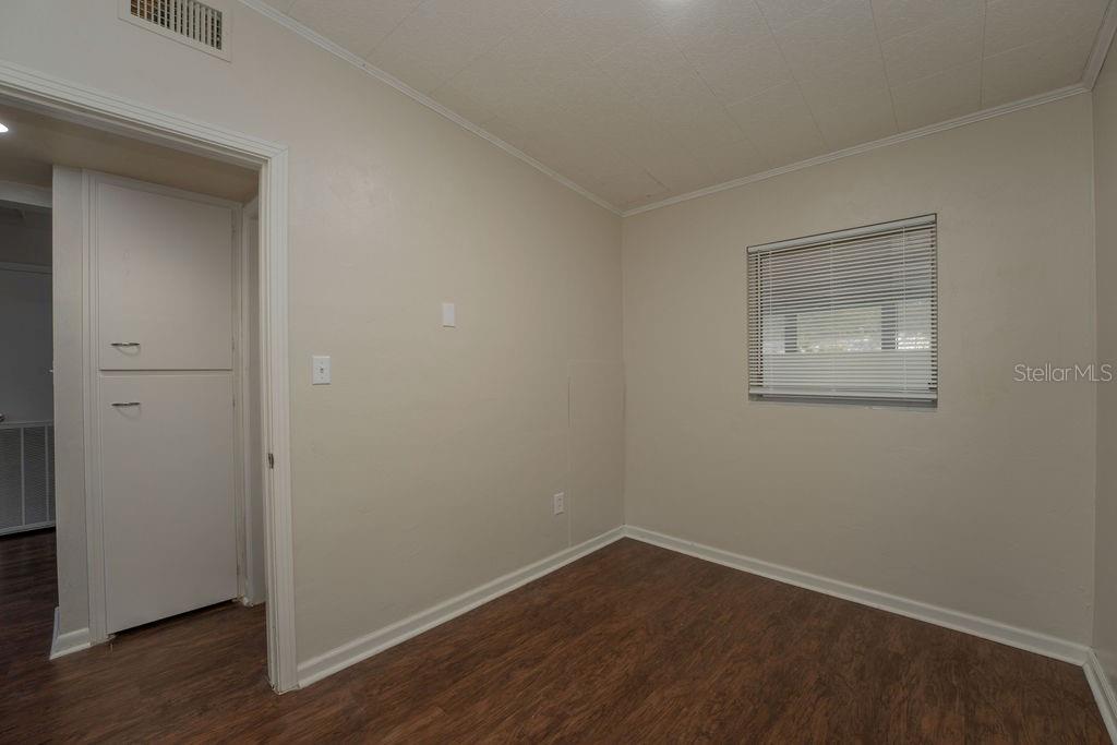 Image 16 of 40 For 1625 Mockingbird Lane