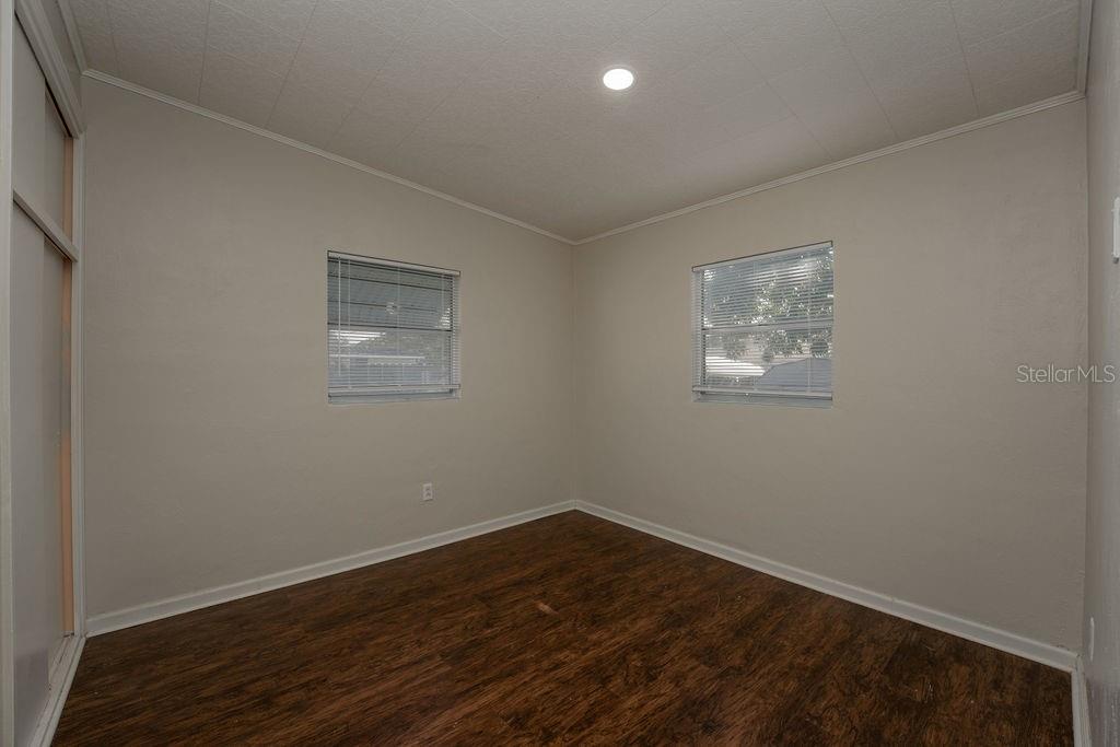 Image 21 of 40 For 1625 Mockingbird Lane