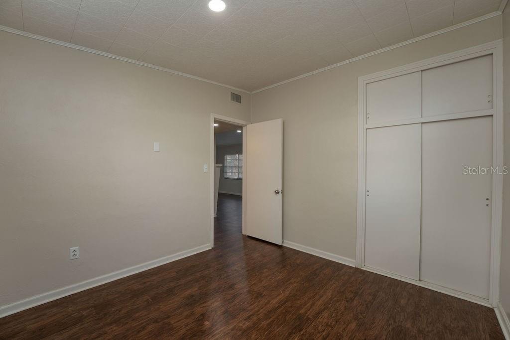 Image 22 of 40 For 1625 Mockingbird Lane