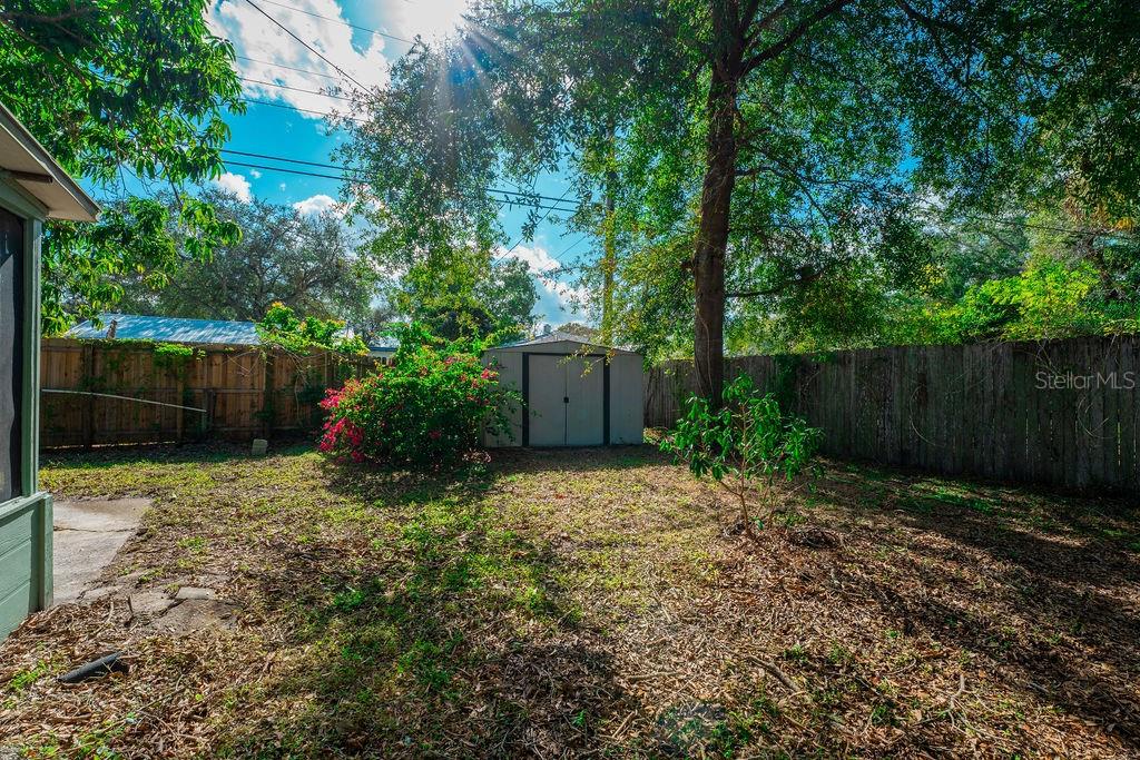 Image 34 of 40 For 1625 Mockingbird Lane