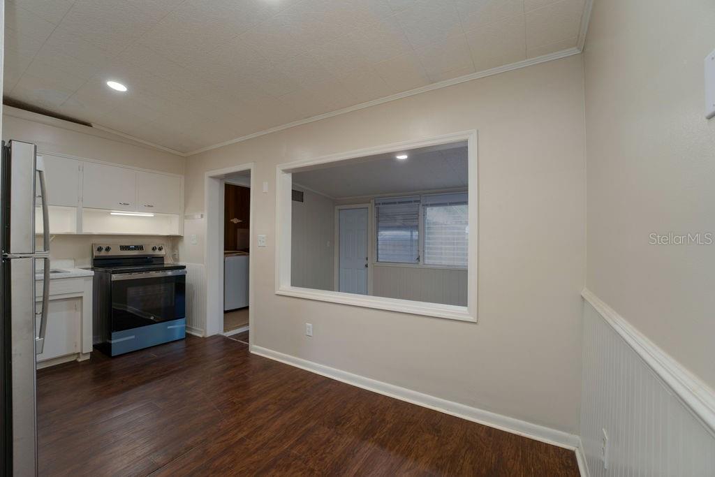 Image 6 of 40 For 1625 Mockingbird Lane