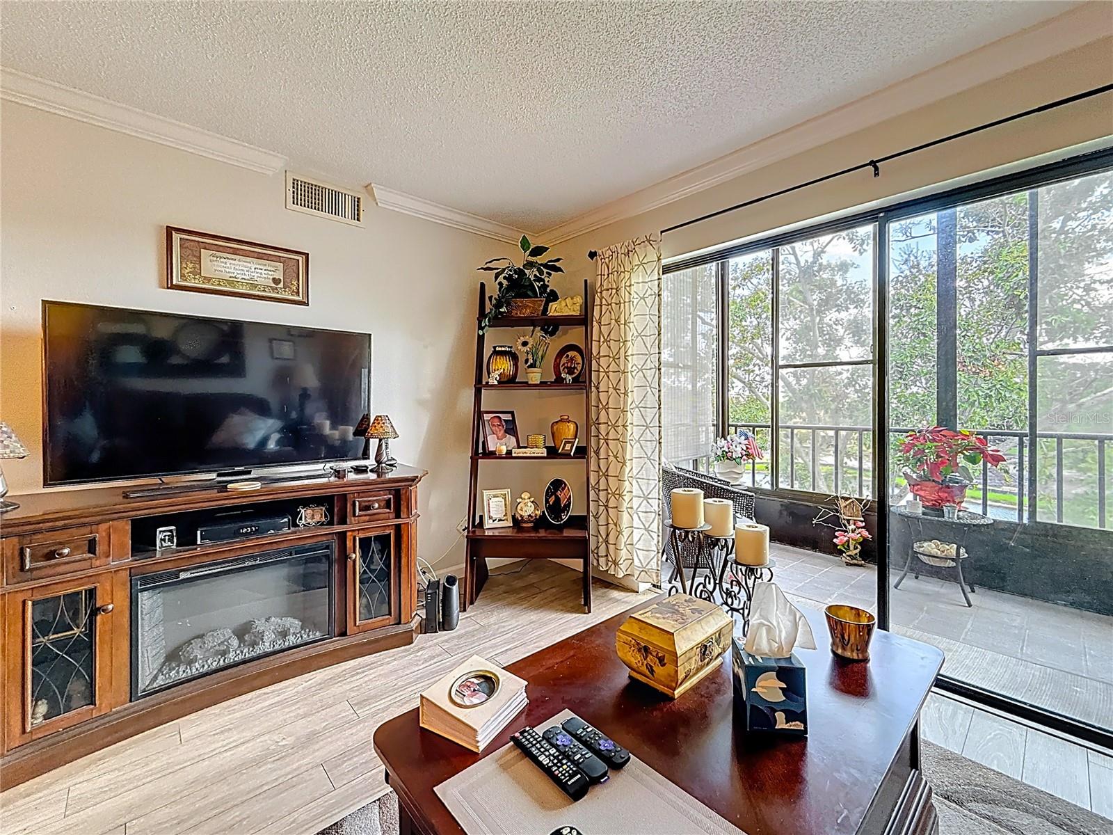 Image 10 of 25 For 5920 80th Street N 406