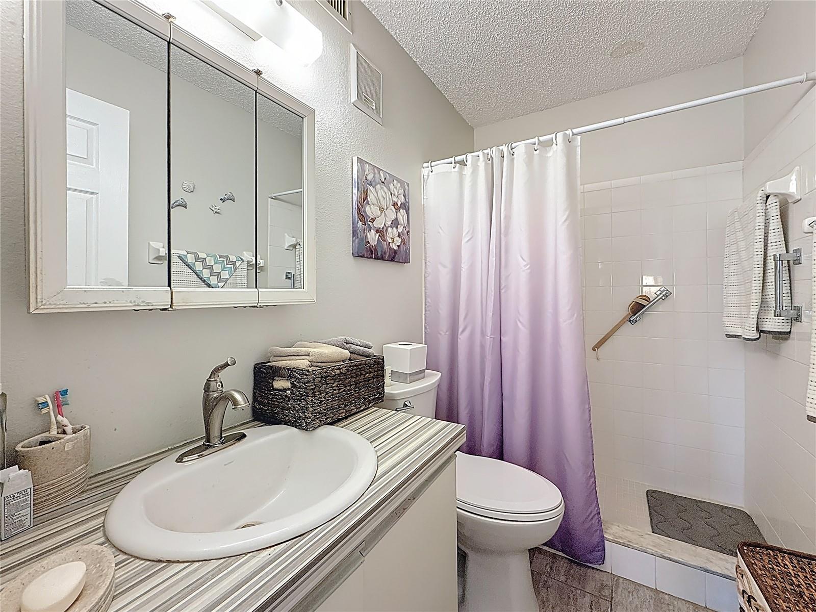 Image 15 of 25 For 5920 80th Street N 406