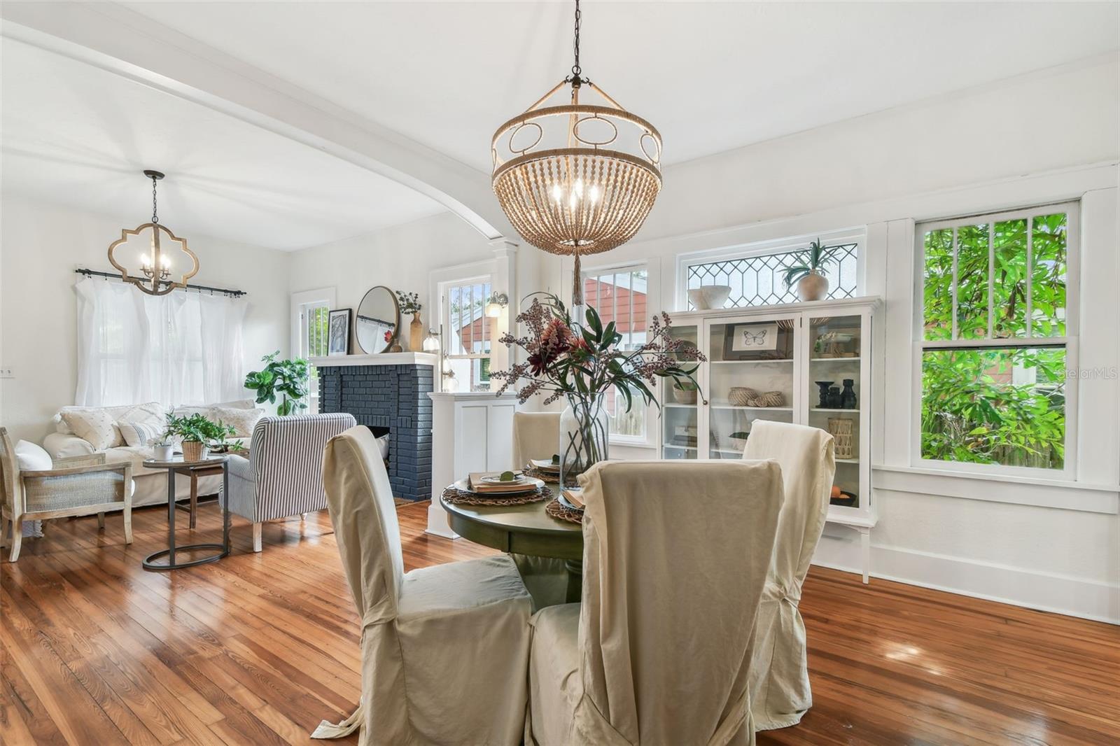 Image 15 of 66 For 848 9th Avenue S