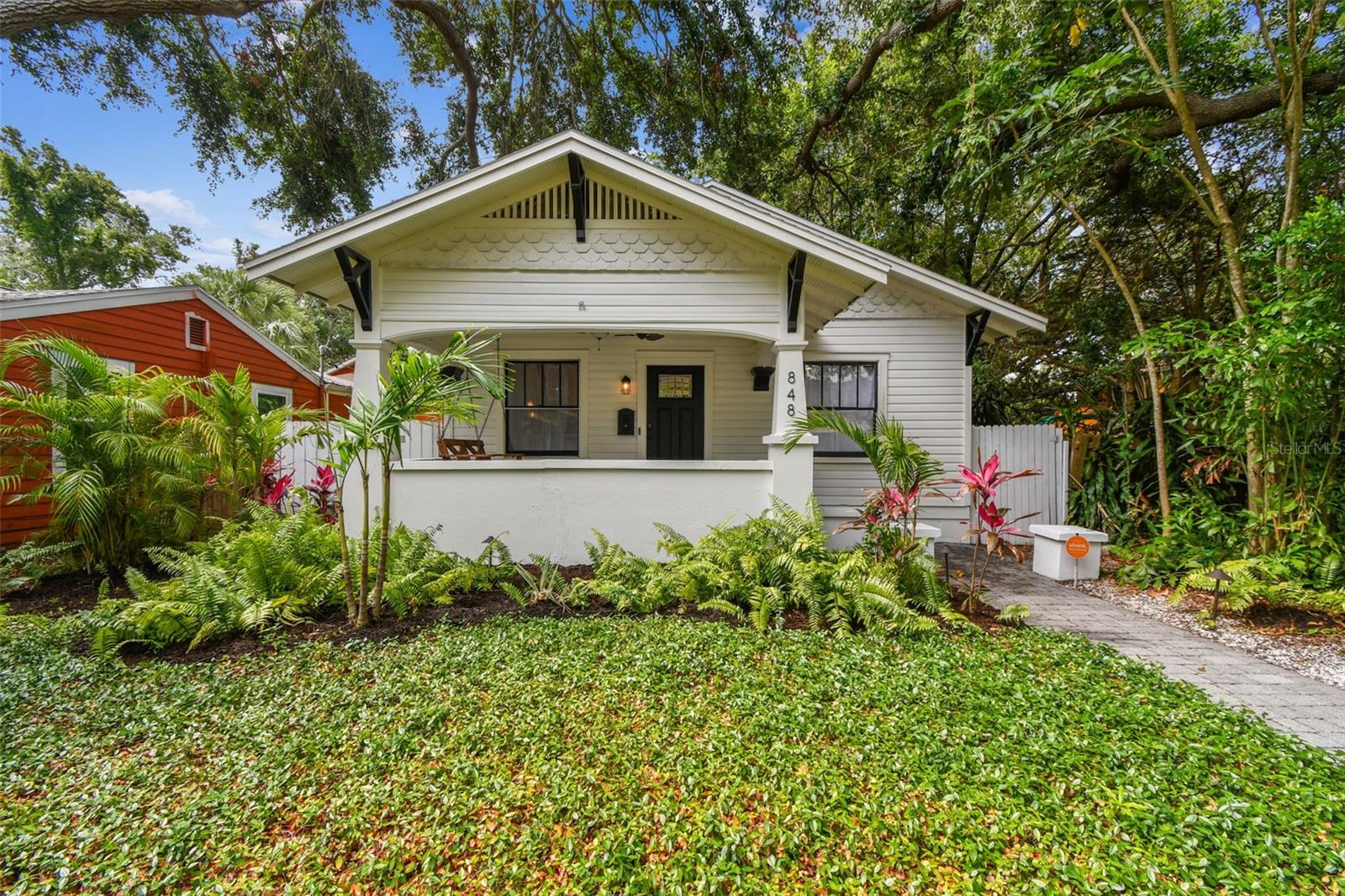 Image 2 of 66 For 848 9th Avenue S