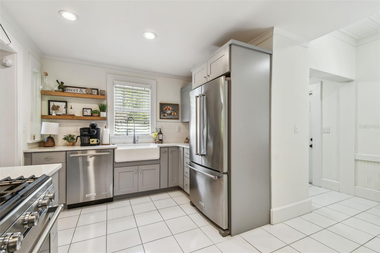 Image 42 of 66 For 848 9th Avenue S